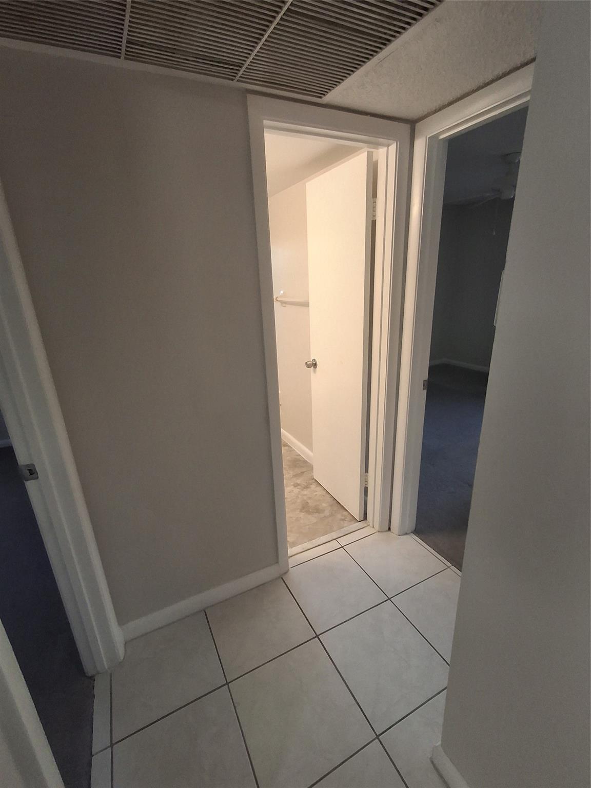 2611 Riverside Drive 7, Coral Springs, FL 33065