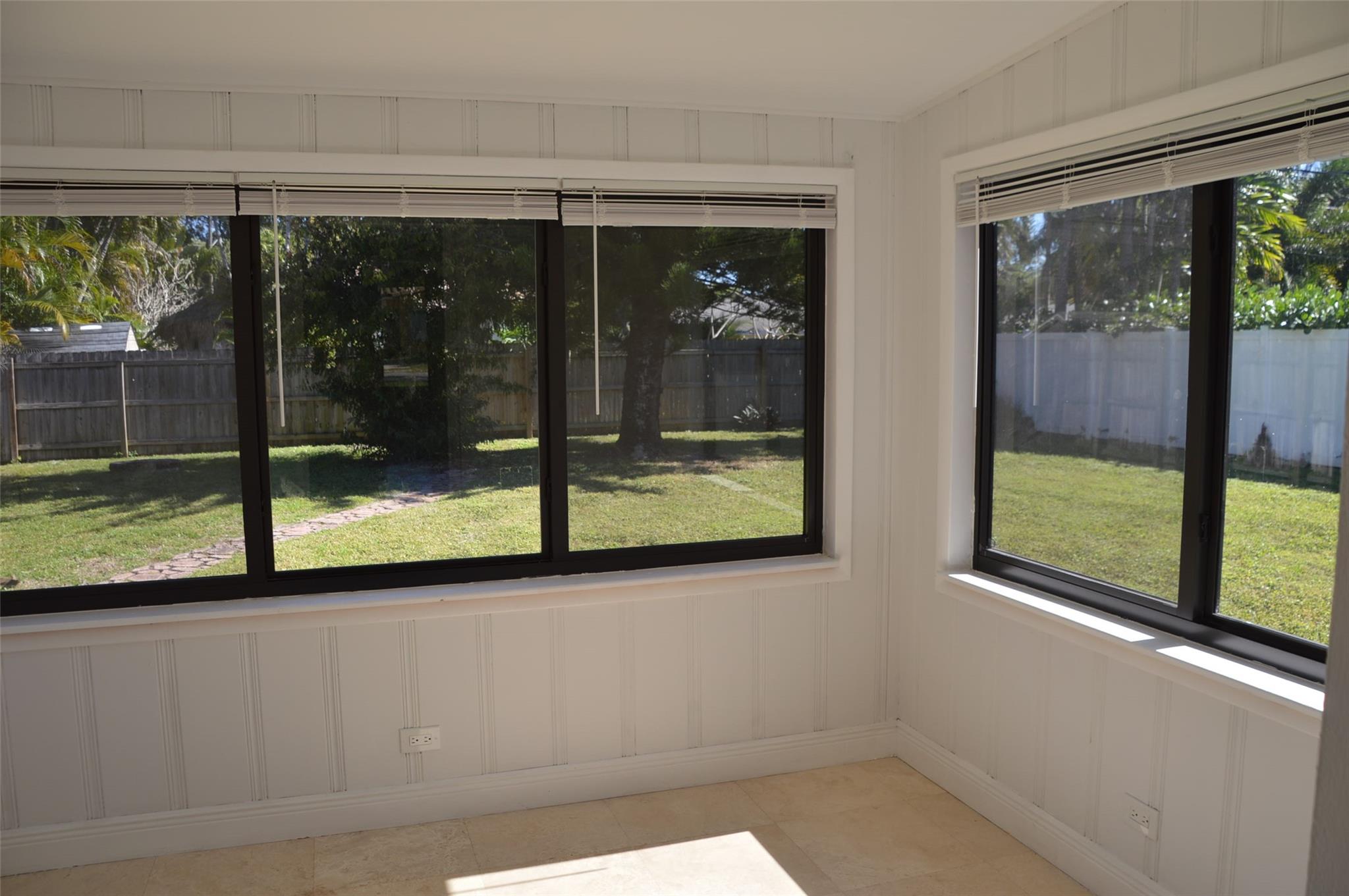 1430 NE 16th Avenue, Fort Lauderdale, FL 33304