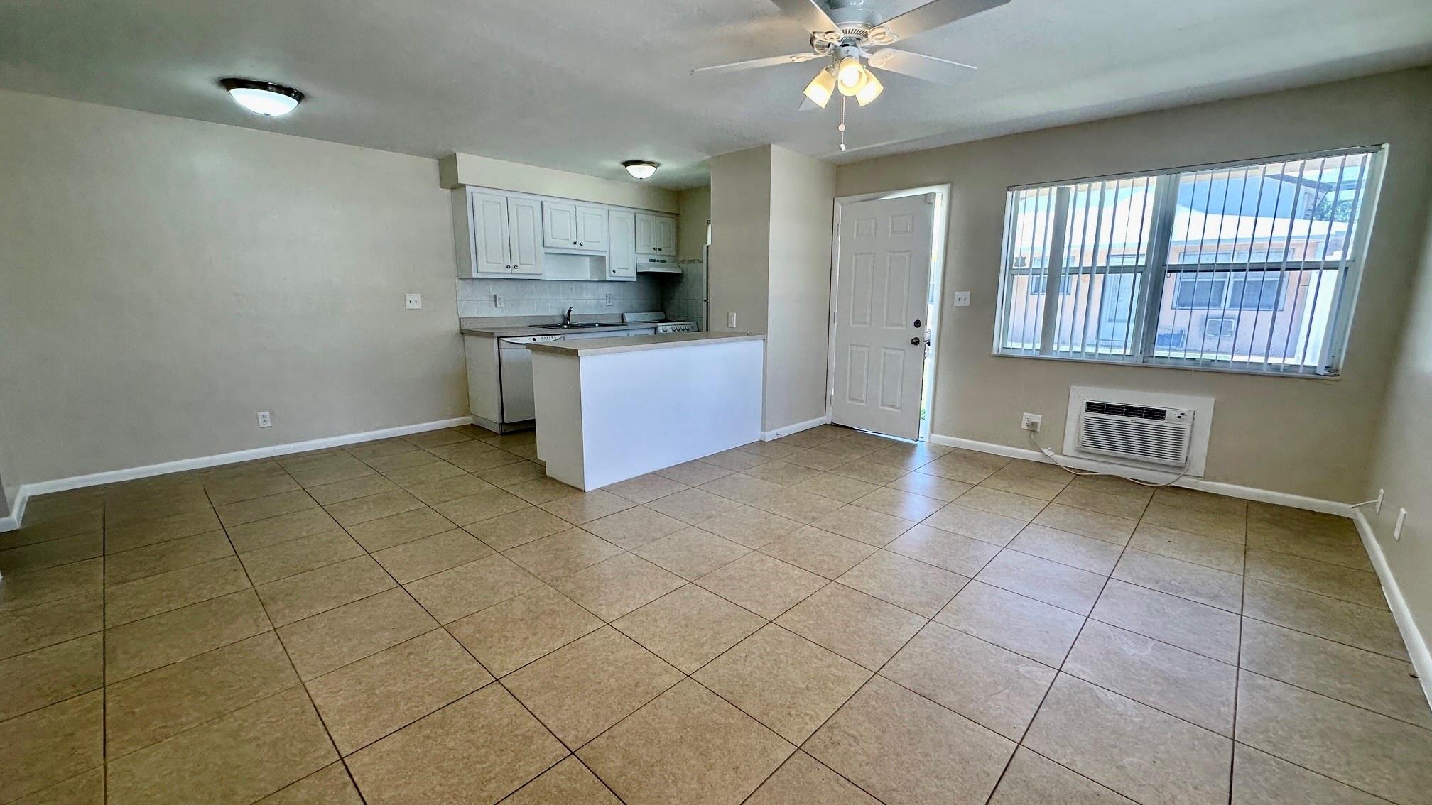 Photo for 1930 NE 4th Street, 1, Deerfield Beach, FL 33441 - listing #FX-10535615 1930 NE 4th Street, 1, Deerfield Beach, FL 33441