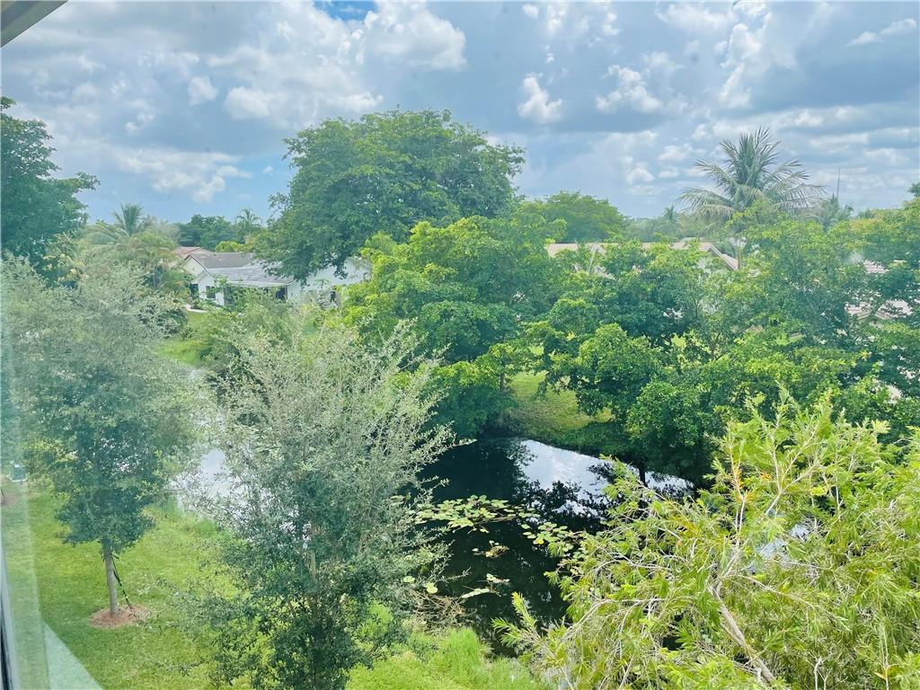 3247 NW 103rd Terrace 308-C, Coral Springs, FL 33065