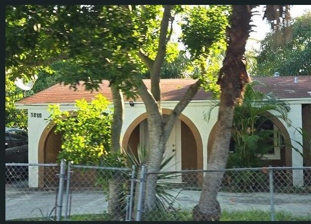Photo for 1830 NE 2nd Lane, Boynton Beach, FL 33435 - listing #FX-10536475 1830 NE 2nd Lane, Boynton Beach, FL 33435