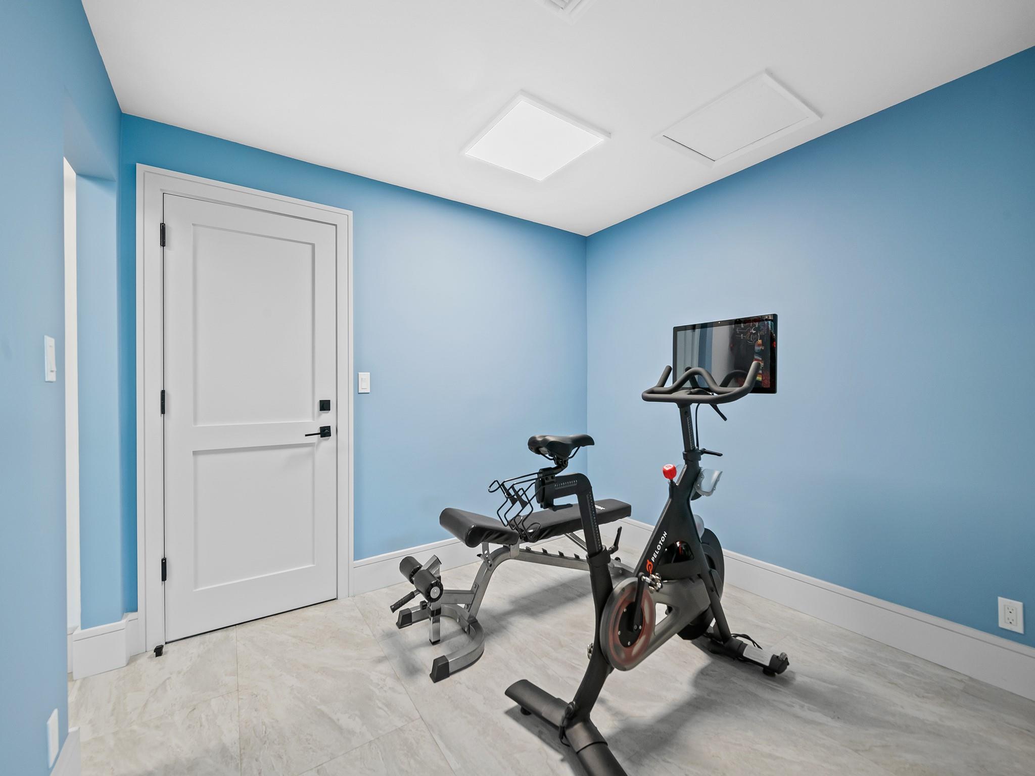 Photo for 2754 NE 31st Court, Lighthouse Point, FL 33064 - Listing #FX-10495132 2754 NE 31st Court, Lighthouse Point, FL 33064
