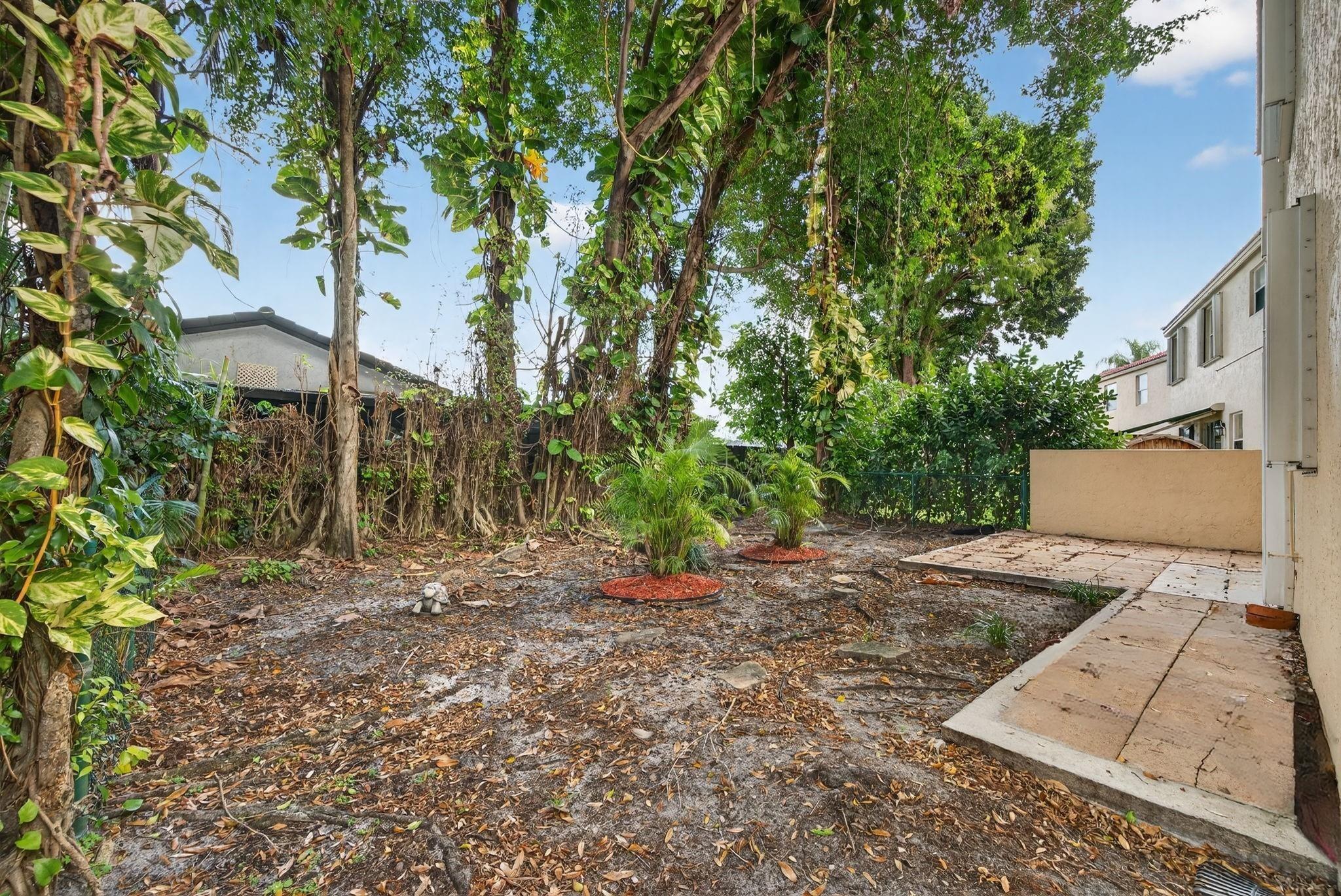 8743 NW 6th Court, Coral Springs, FL 33071