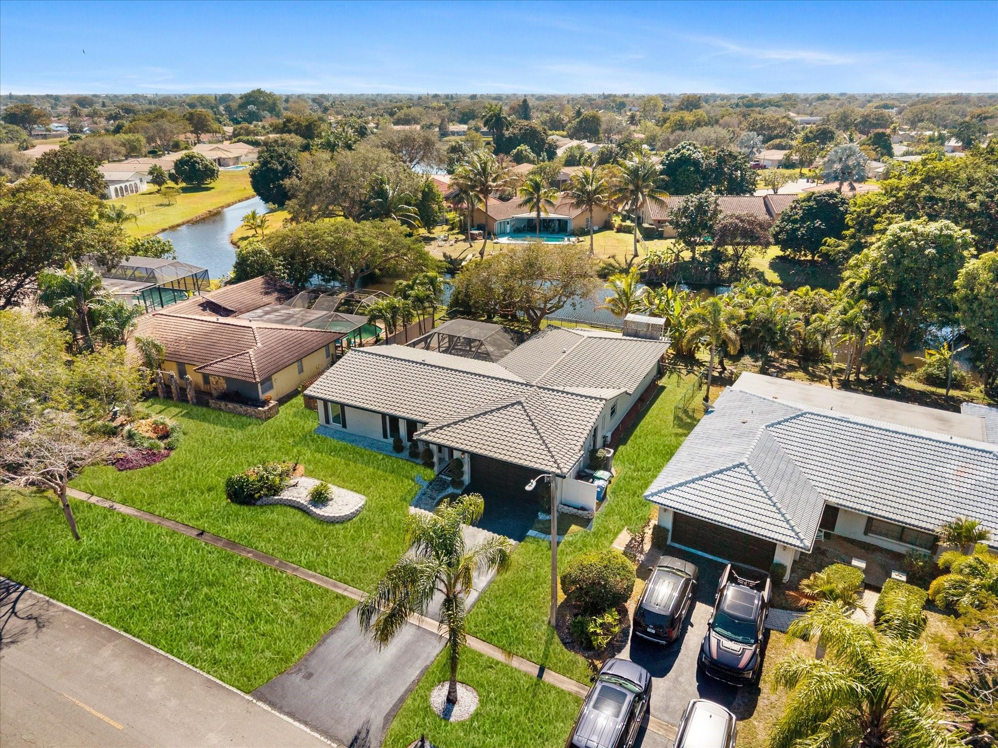 8264 Shadow Wood Boulevard, Coral Springs, FL 33071