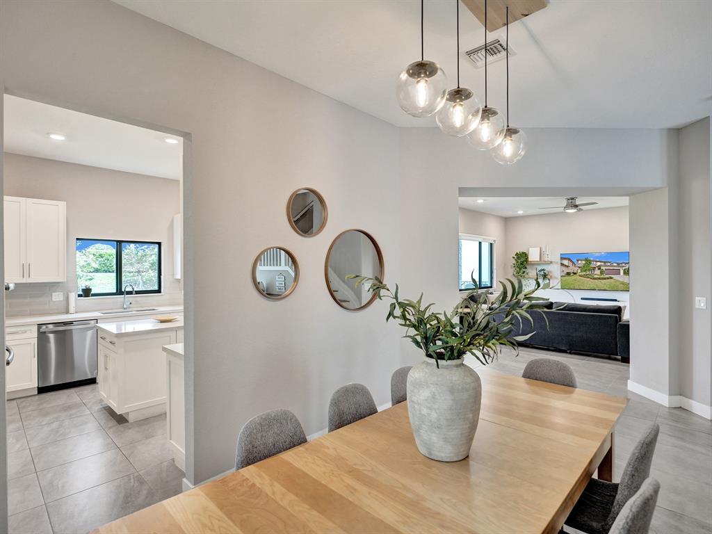 Photo for 10805 Oceano Way, Parkland, FL 33076 - Listing #FX-10428266 10805 Oceano Way, Parkland, FL 33076