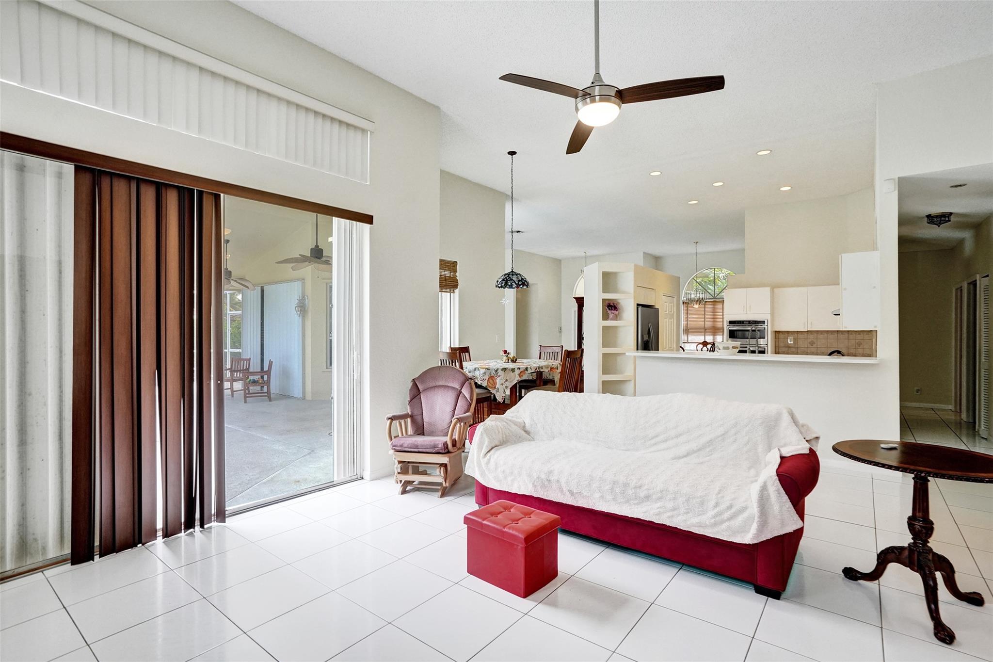 6411 NW 41st Street, Coral Springs, FL 33067