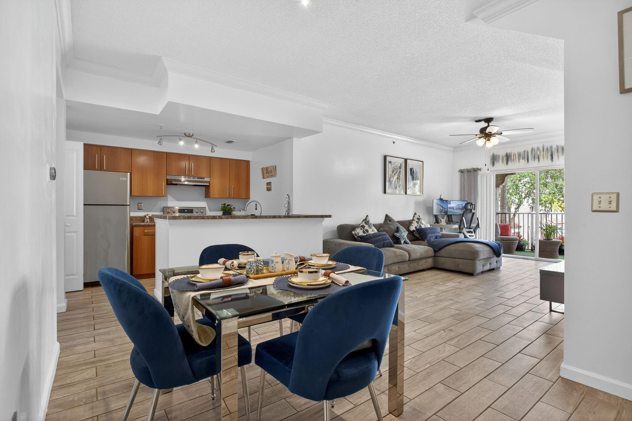 5980 W Sample Road 204, Coral Springs, FL 33067