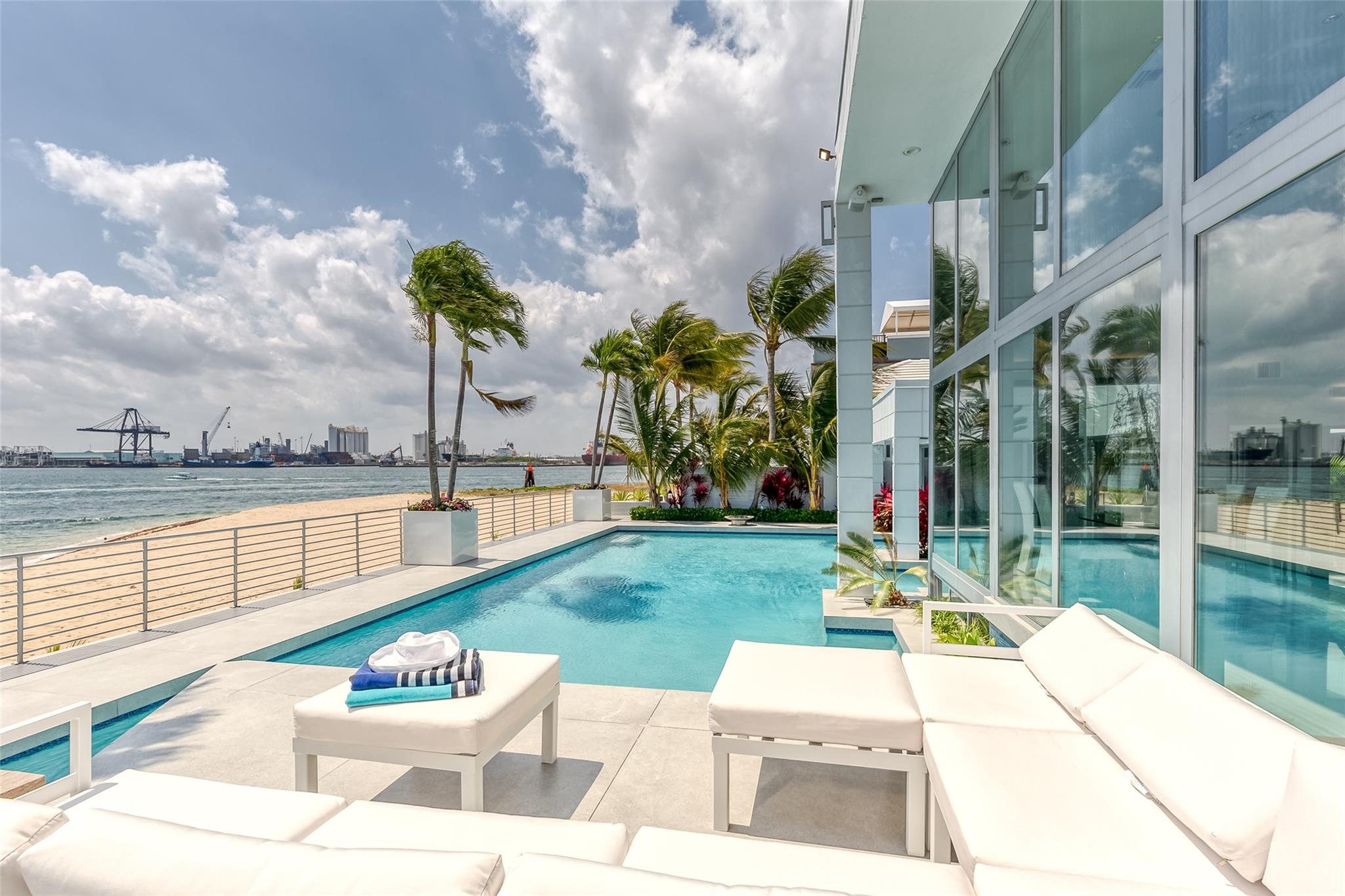 2200 Inlet Drive, Fort Lauderdale, FL 33316