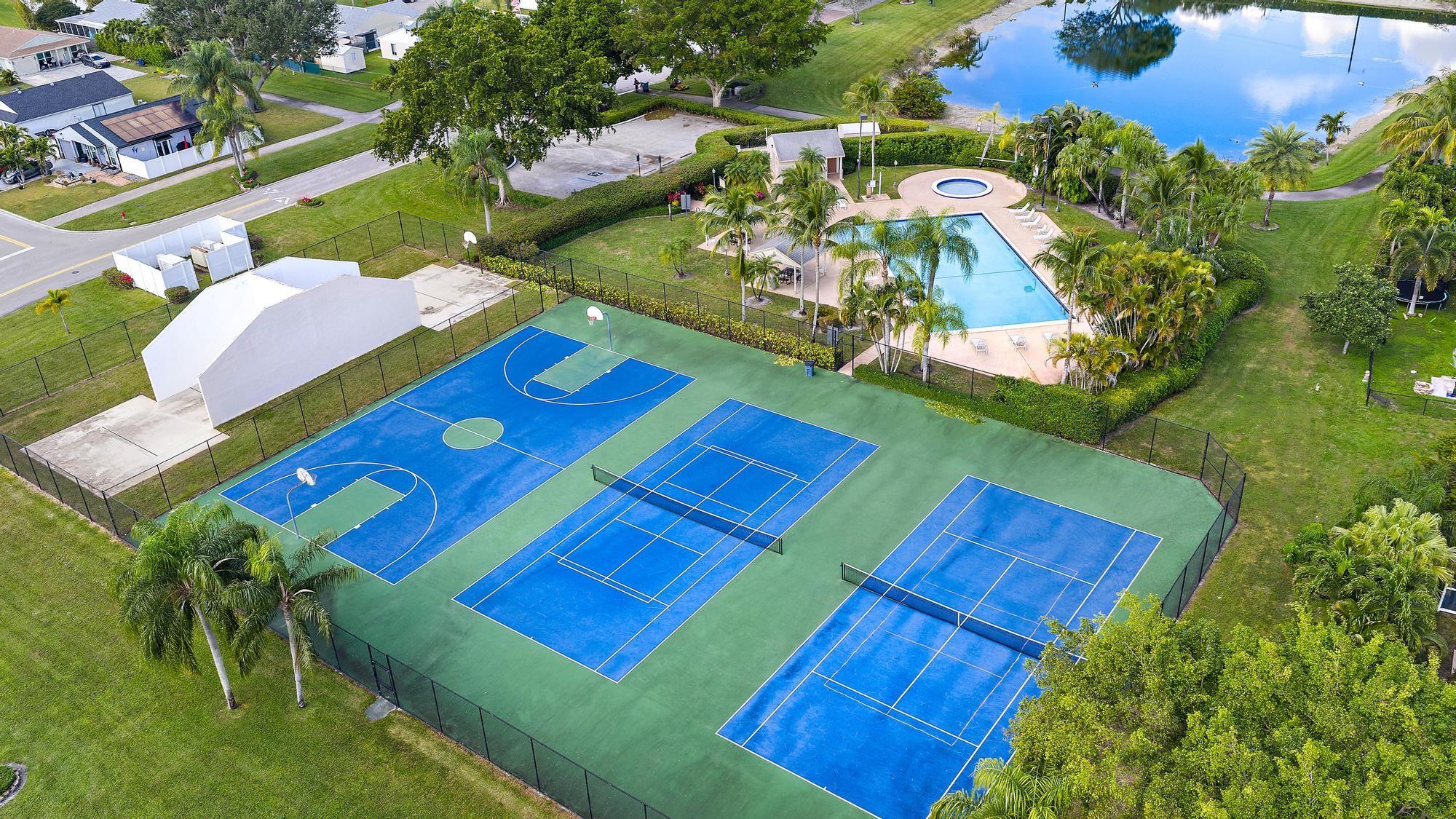 Tennis Courts
