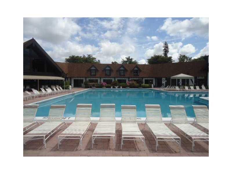 Photo for 3760 Inverrary Drive, 2H 2H, Lauderhill, FL 33319 - listing #FX-10537224 3760 Inverrary Drive, 2H 2H, Lauderhill, FL 33319