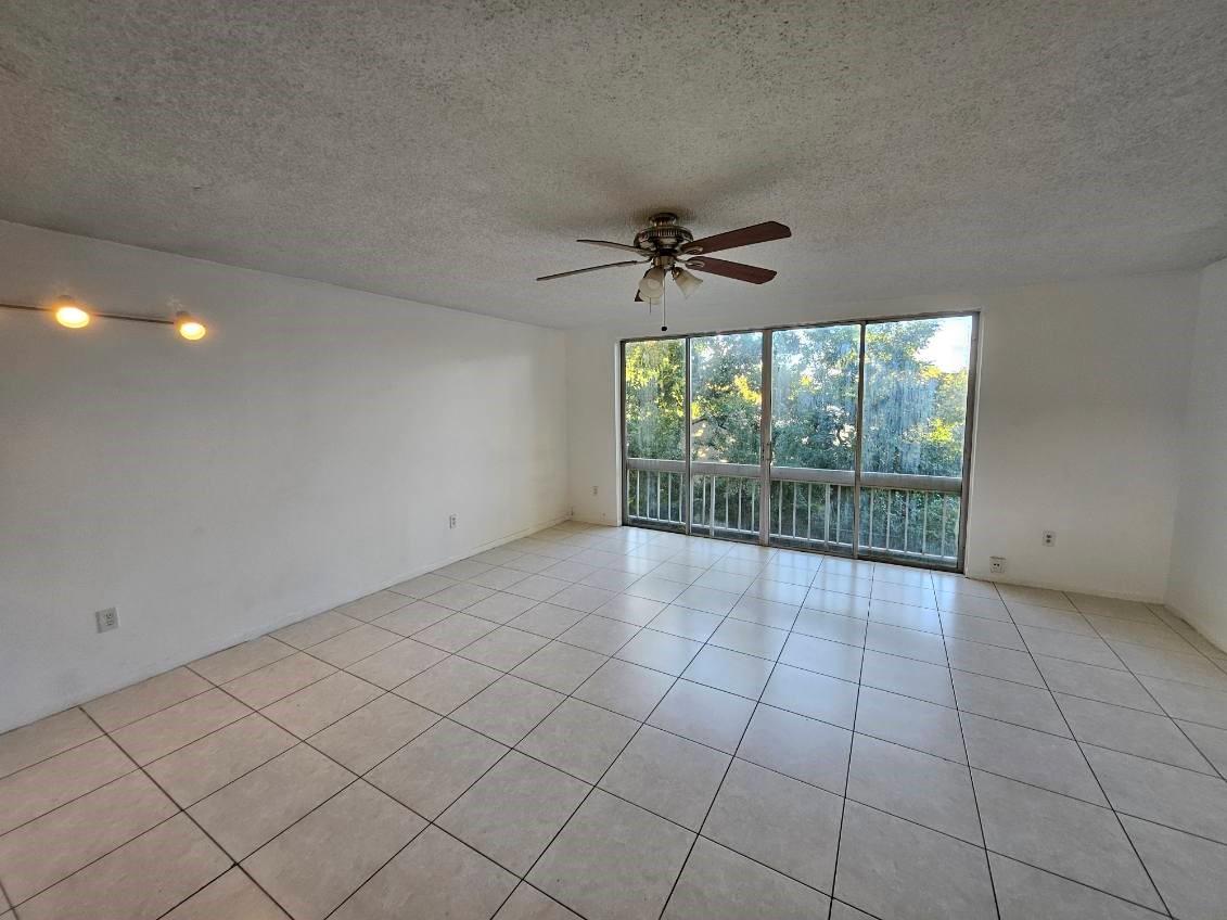 8401 W Sample Road 36, Coral Springs, FL 33065