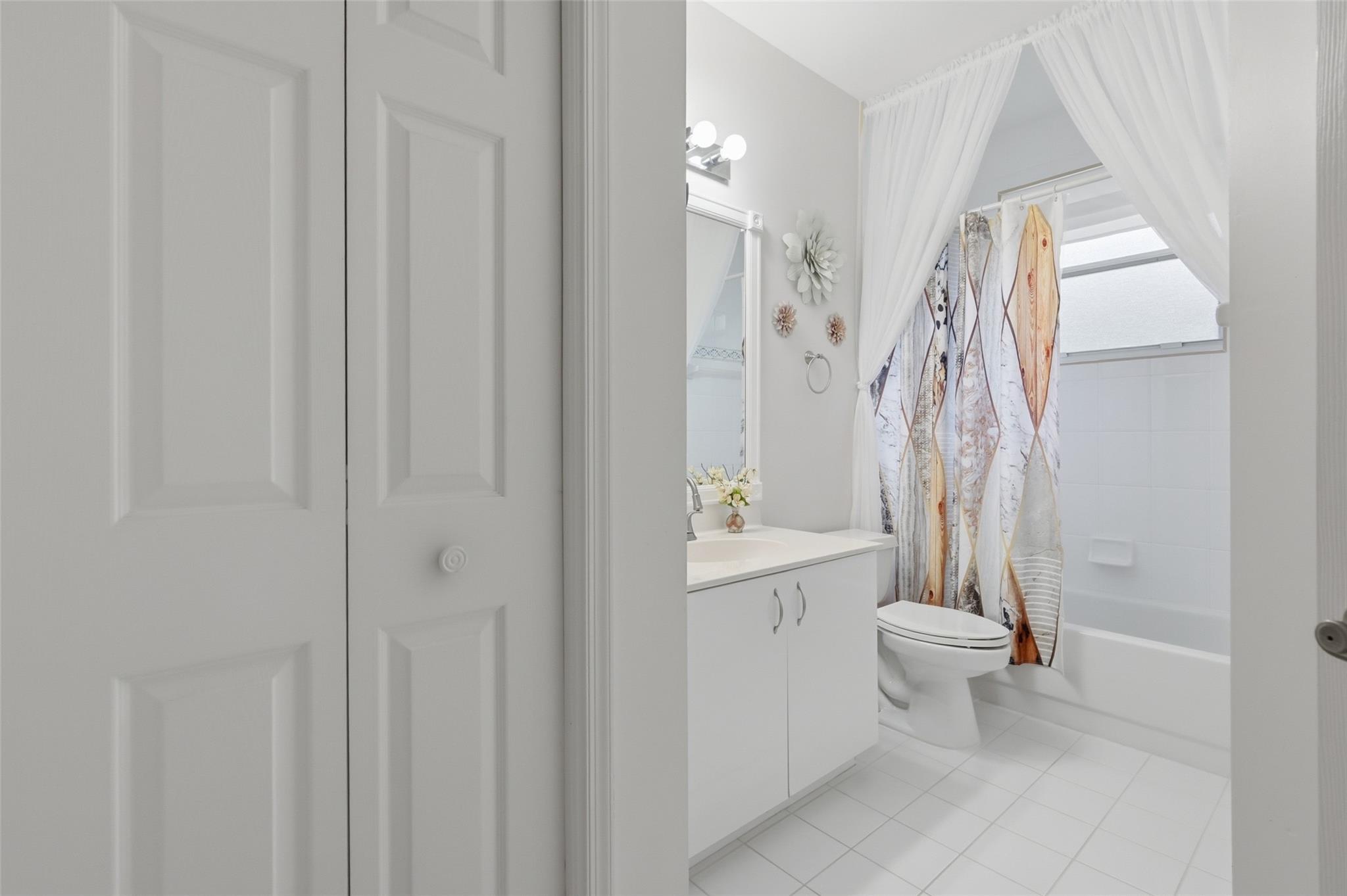 12125 NW 10th Street, Coral Springs, FL 33071