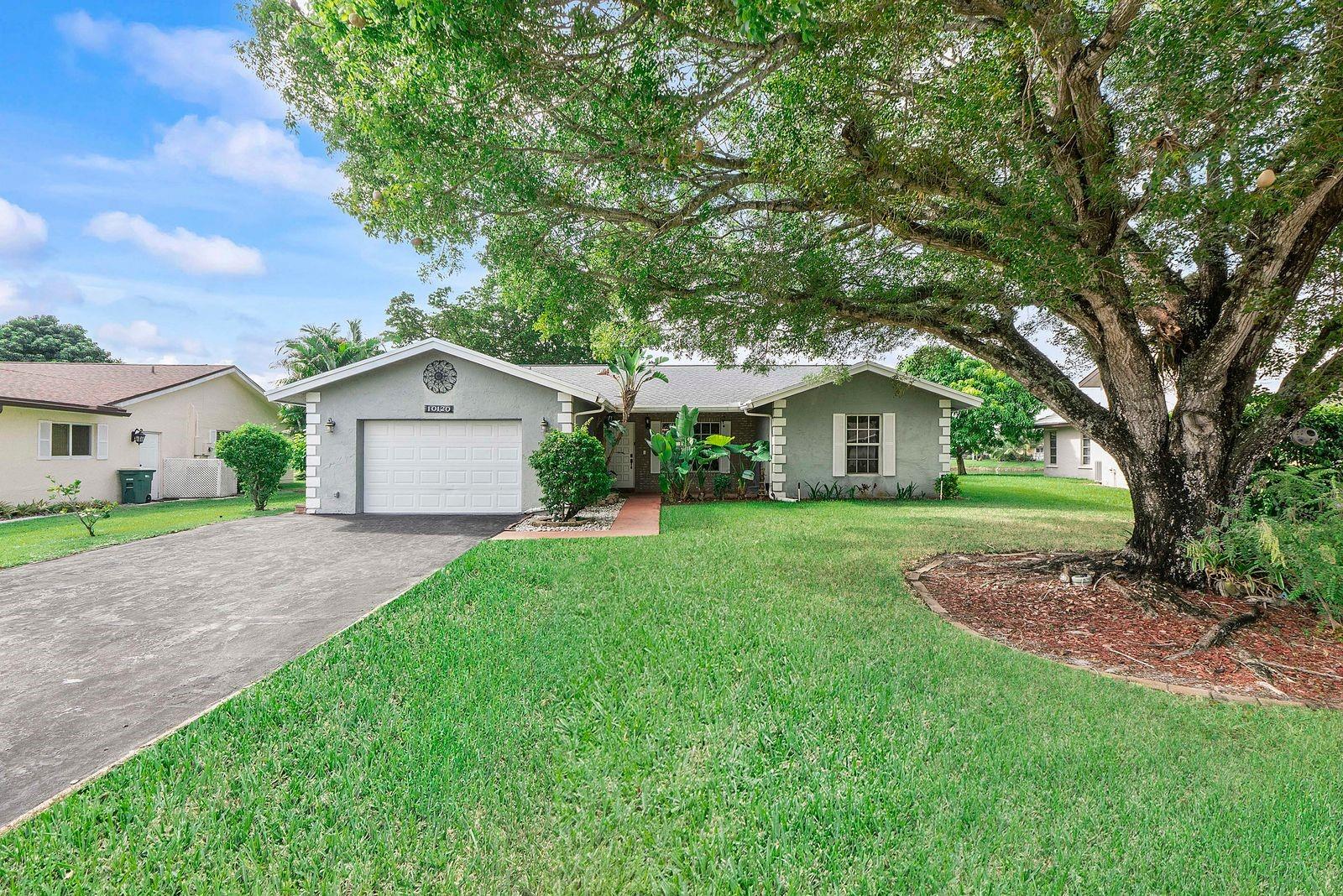 Photo for 10120 NW 71st Street, Tamarac, FL 33321 - listing #FX-10536691 10120 NW 71st Street, Tamarac, FL 33321