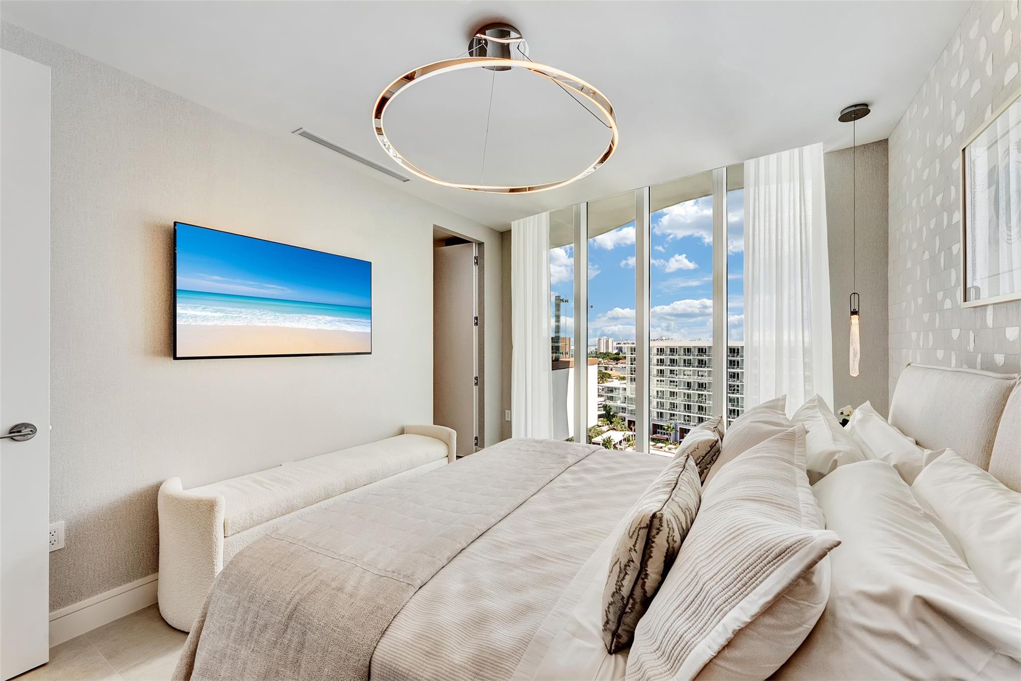 2241 SE 17th Street PH2, Fort Lauderdale, FL 33316