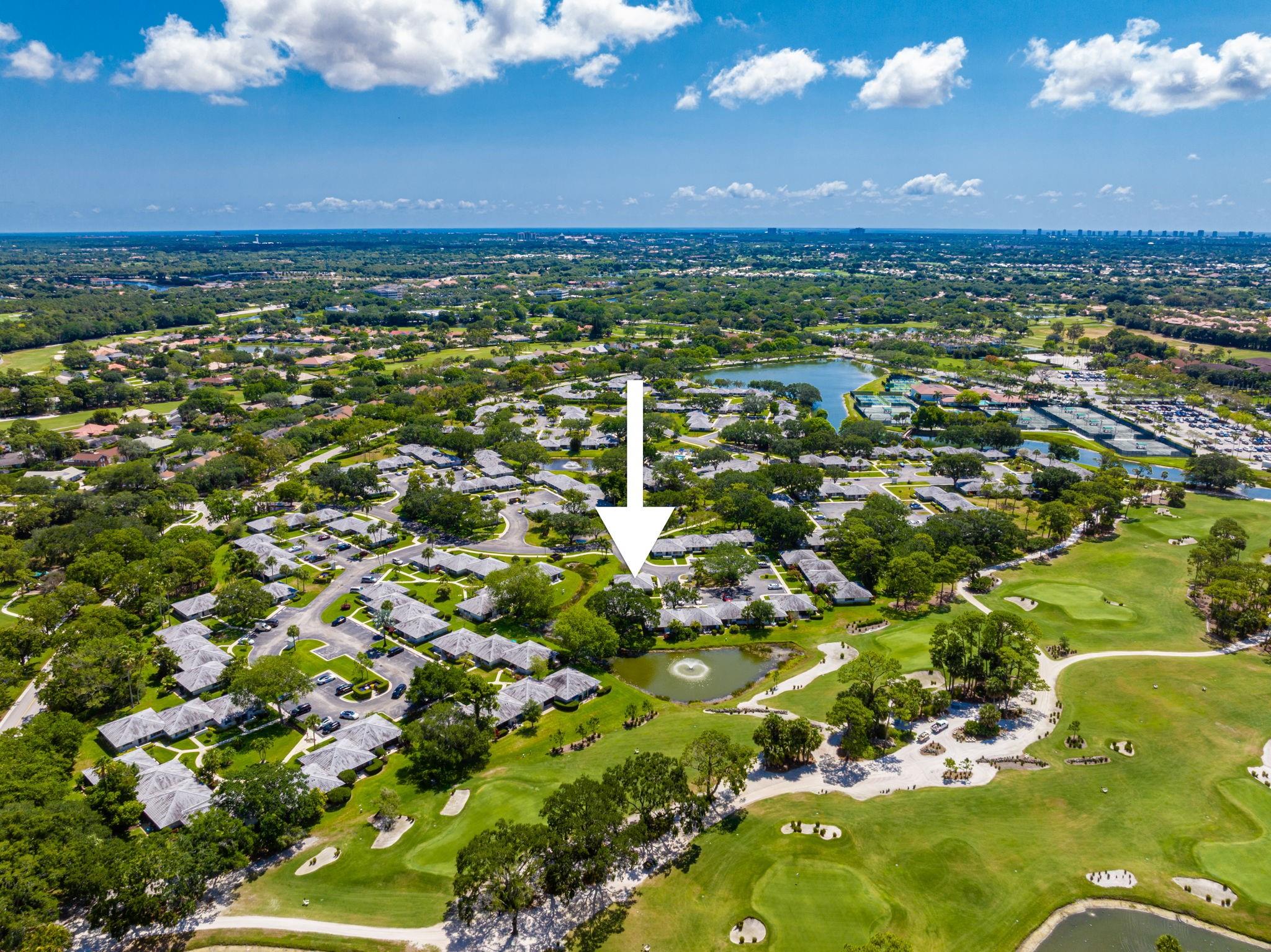 Photo for 616 Club Drive, 616, Palm Beach Gardens, FL 33418 - Listing #FX-10502346 616 Club Drive, 616, Palm Beach Gardens, FL 33418