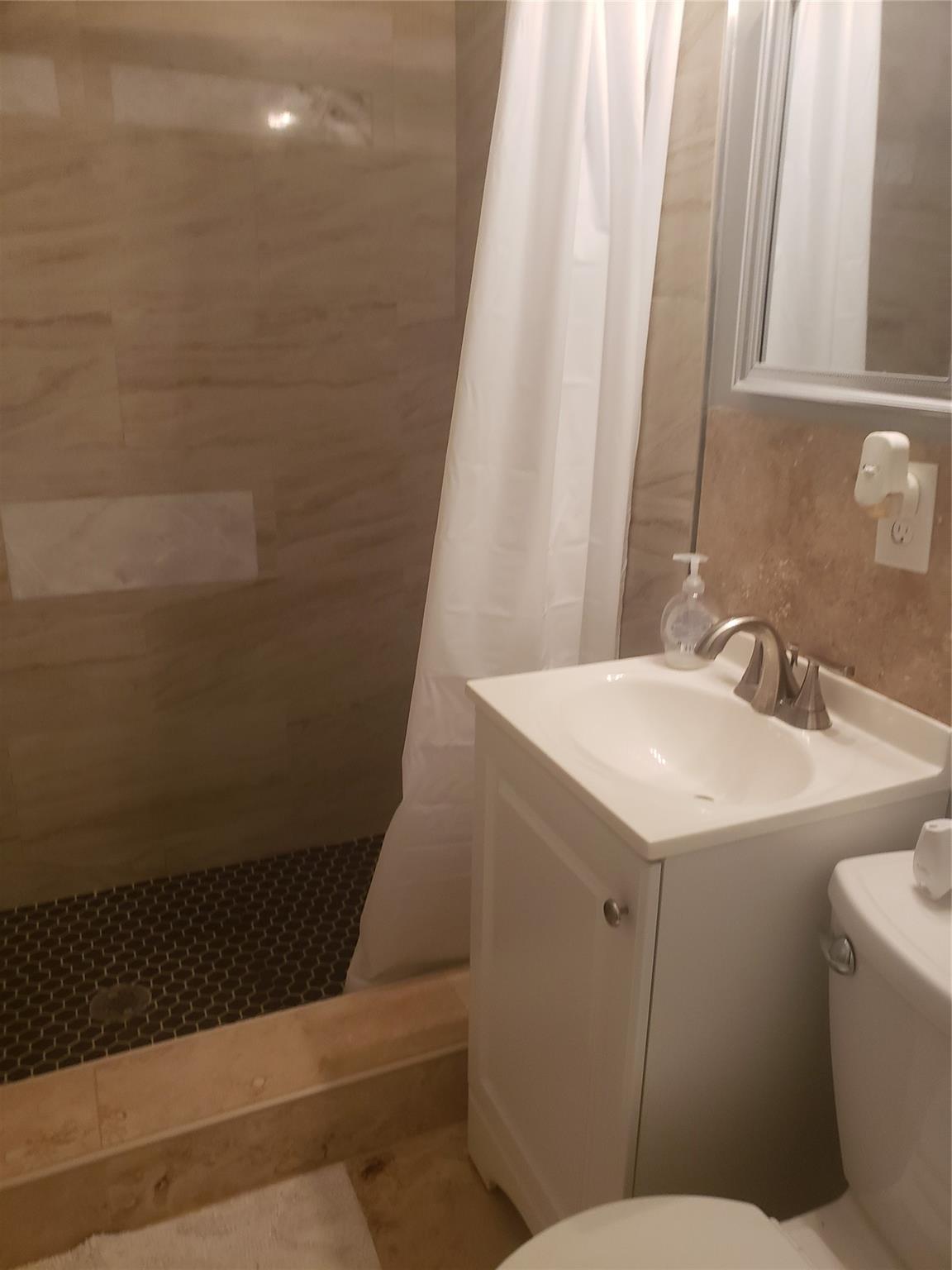 19720 NE 10th Court, Miami, FL 33179