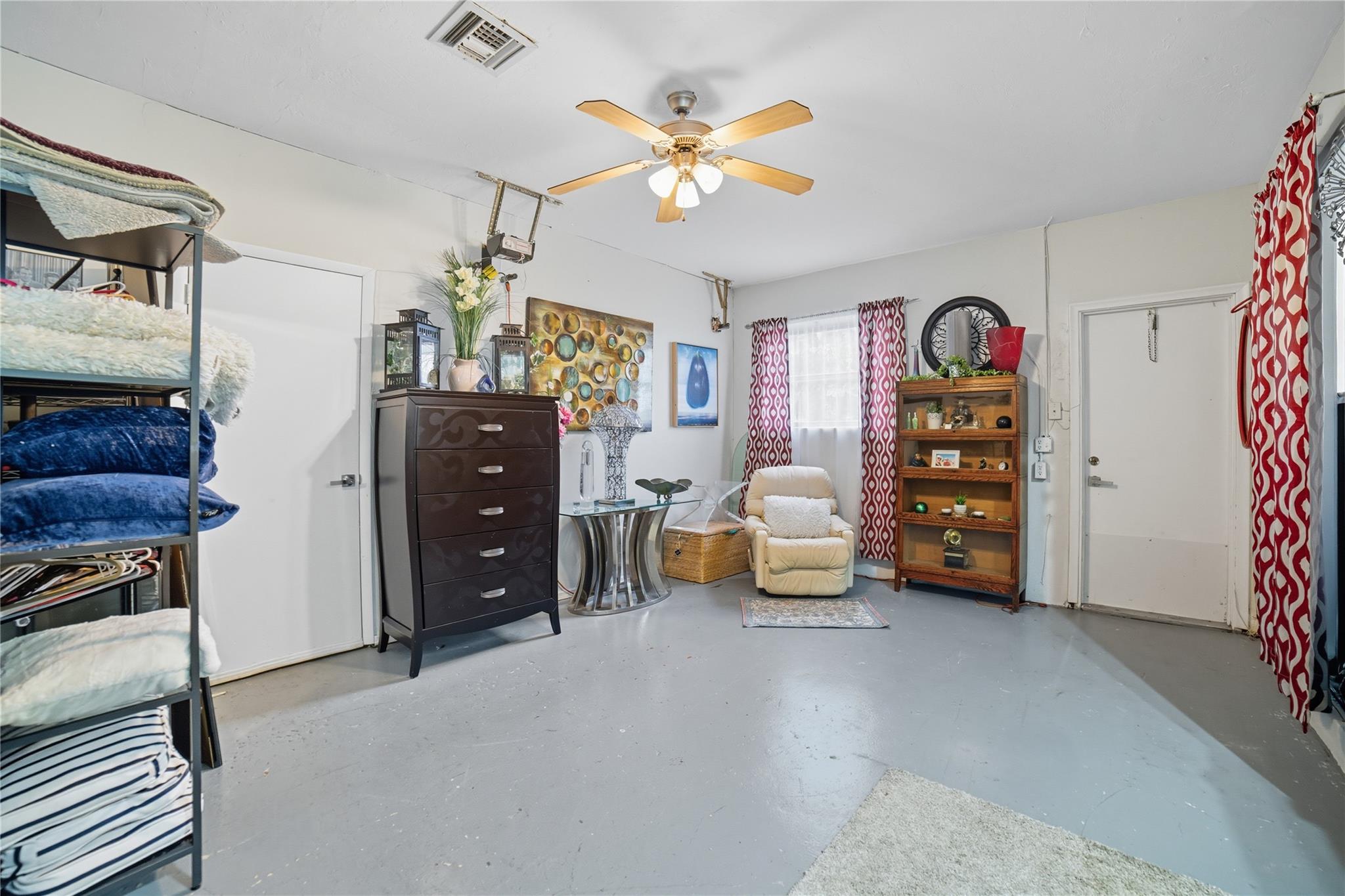 Can be Office, Bedroom, Storage etc. Air conditioned