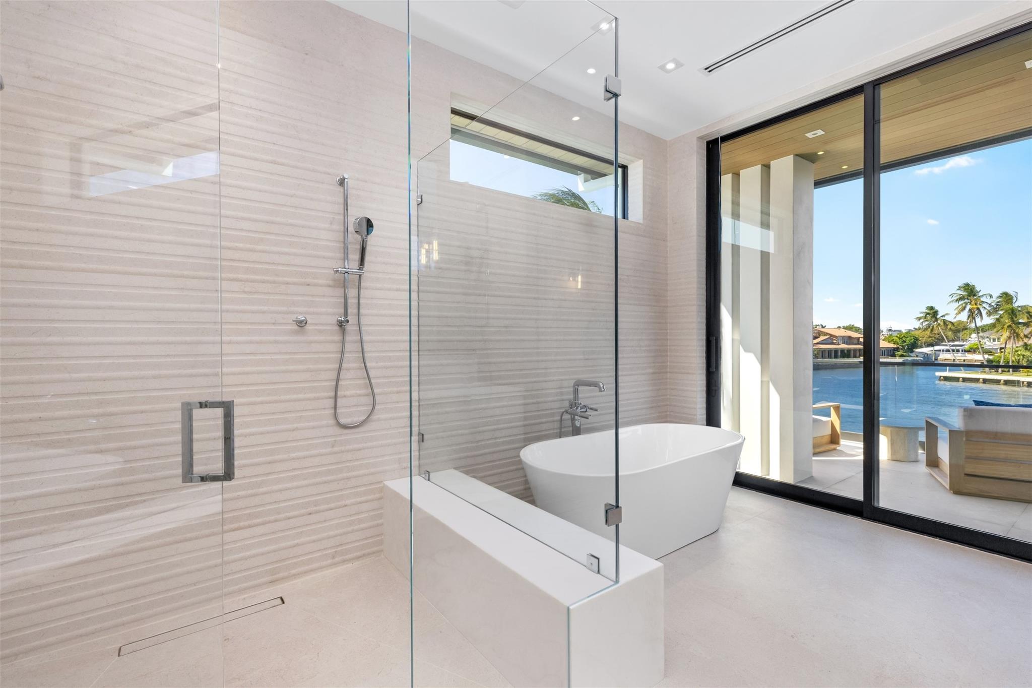 32 Seneca Road, Fort Lauderdale, FL 33308