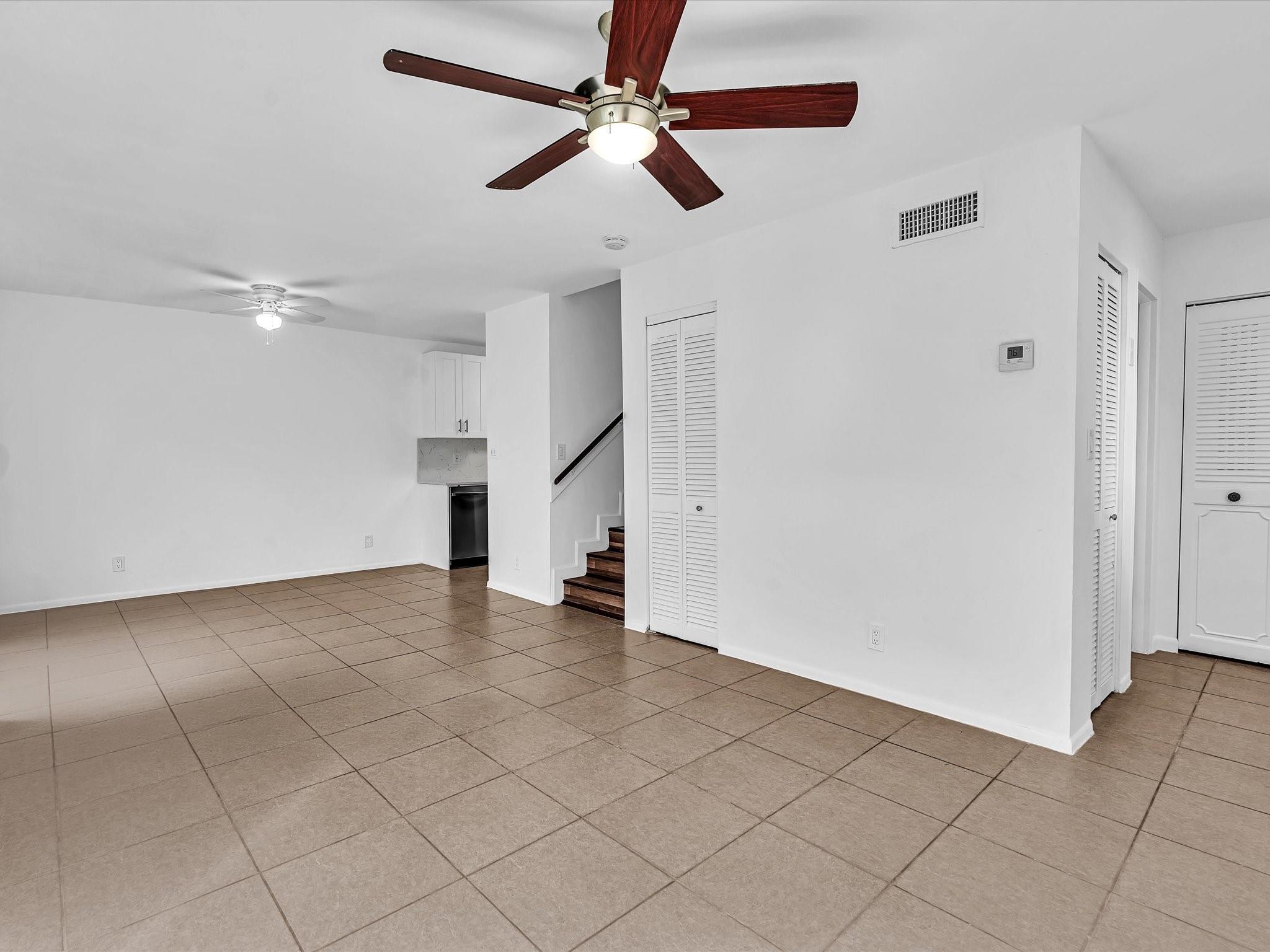 8911 NW 28th Drive E, Coral Springs, FL 33065