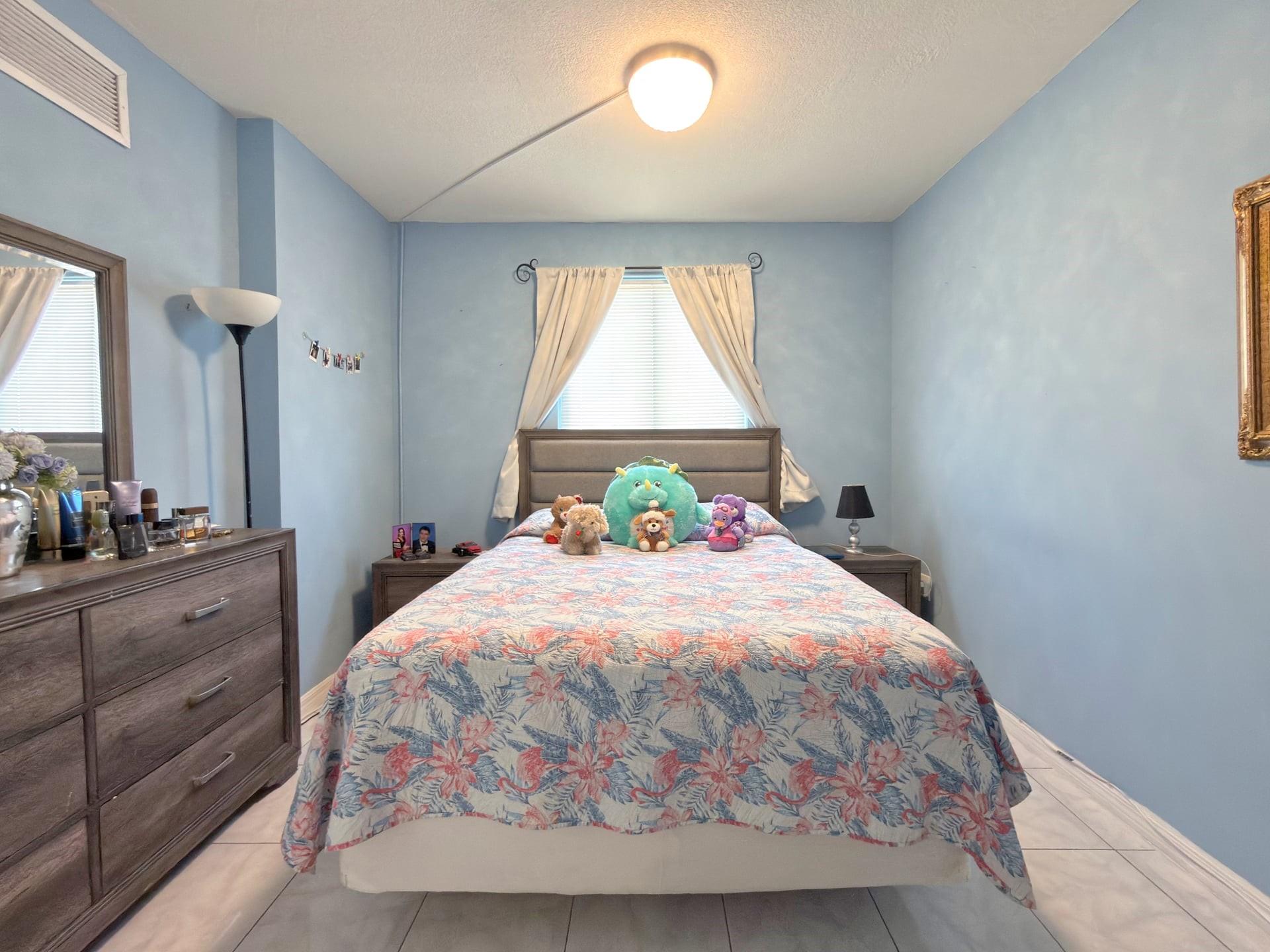 2217 NW 7th Street 901, Miami, FL 33125