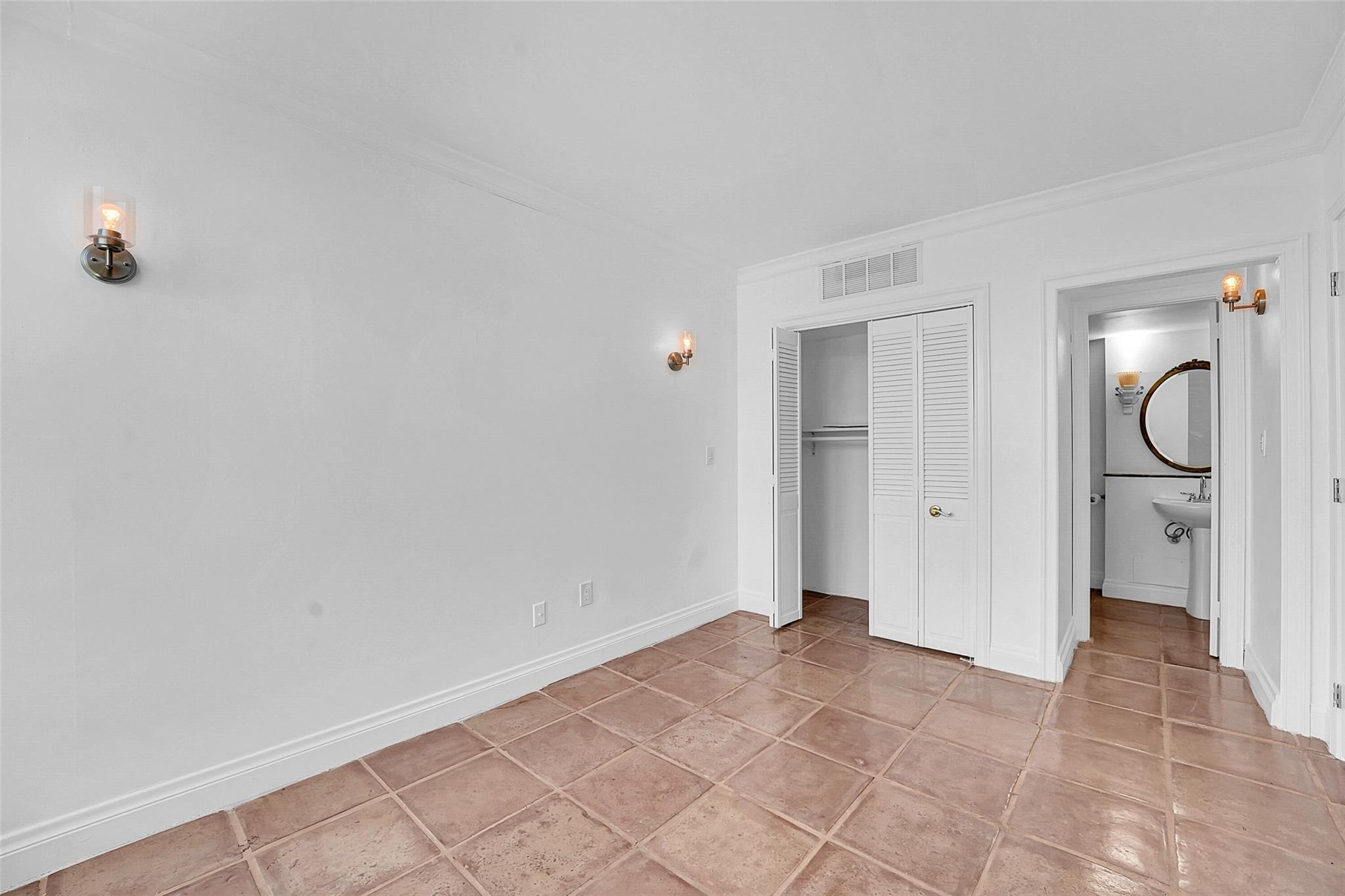 Photo for 3450 S Ocean Boulevard, 6180, Palm Beach, FL 33480 - Listing #FX-10513128 3450 S Ocean Boulevard, 6180, Palm Beach, FL 33480