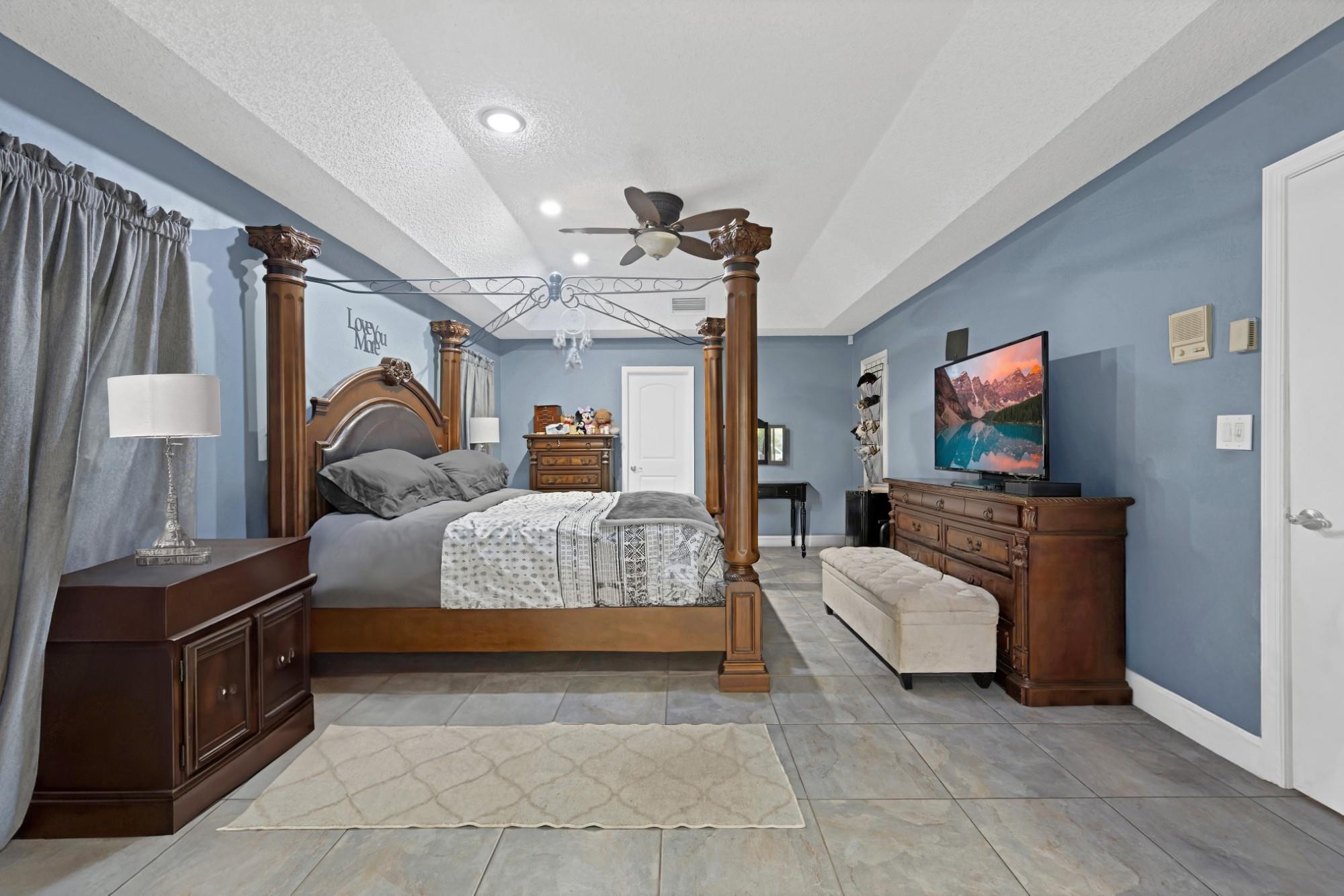 8622 NW 49th Drive, Coral Springs, FL 33067