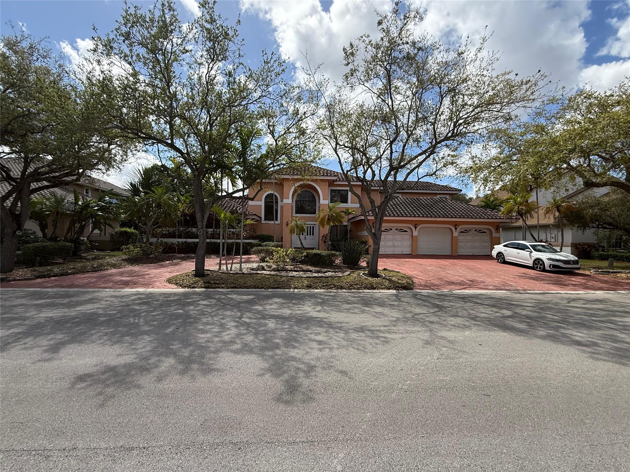 12220 Eagle Trace Boulevard, Coral Springs, FL 33071