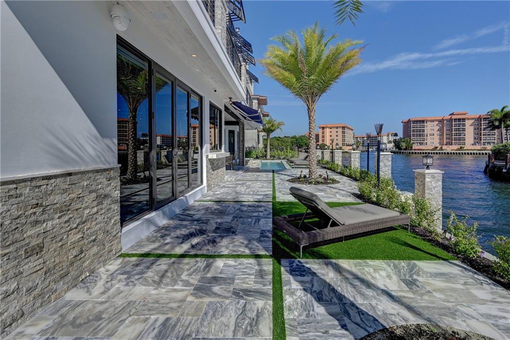 2900 NE 8 Avenue, Boca Raton, FL 33431