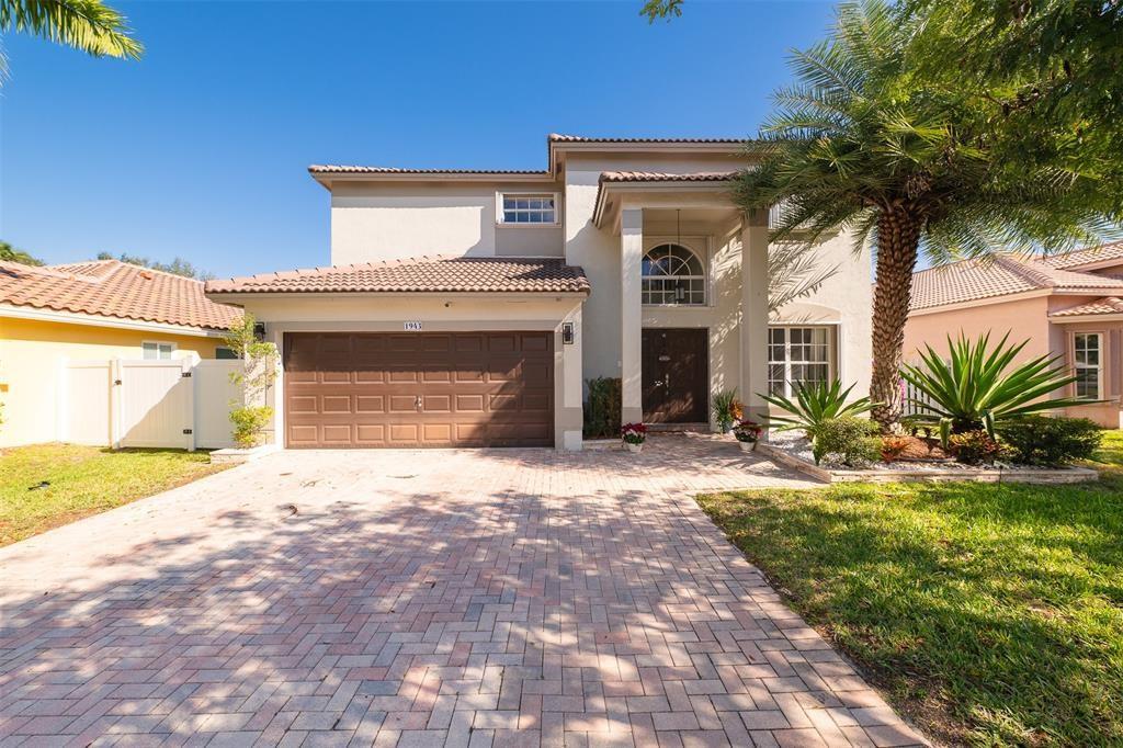 Photo for 1943 NW 170 Avenue, Pembroke Pines, FL 33028 - Listing #FX-10511902 1943 NW 170 Avenue, Pembroke Pines, FL 33028