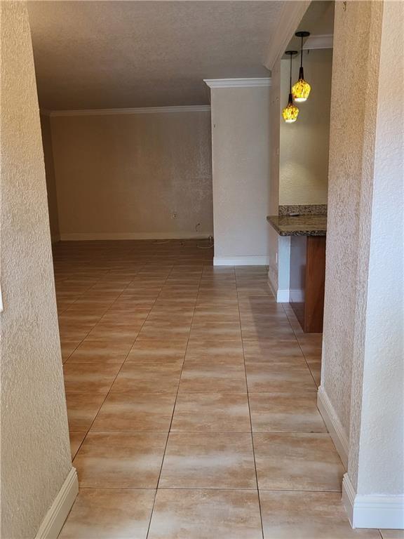 780 NE 199th Street E 101, Miami, FL 33179