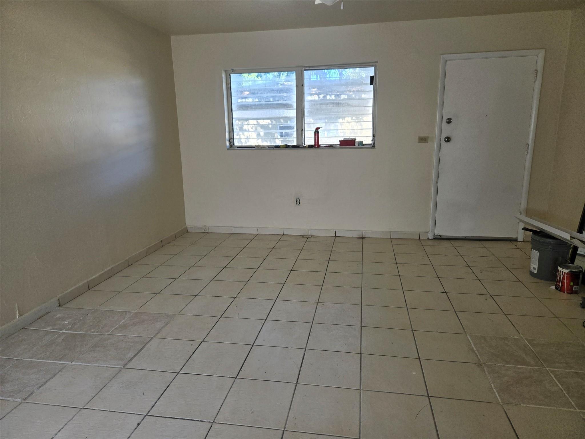 Photo for 1560 NE 111th Street, 2, Miami, FL 33161 - Listing #FX-10498691 1560 NE 111th Street, 2, Miami, FL 33161