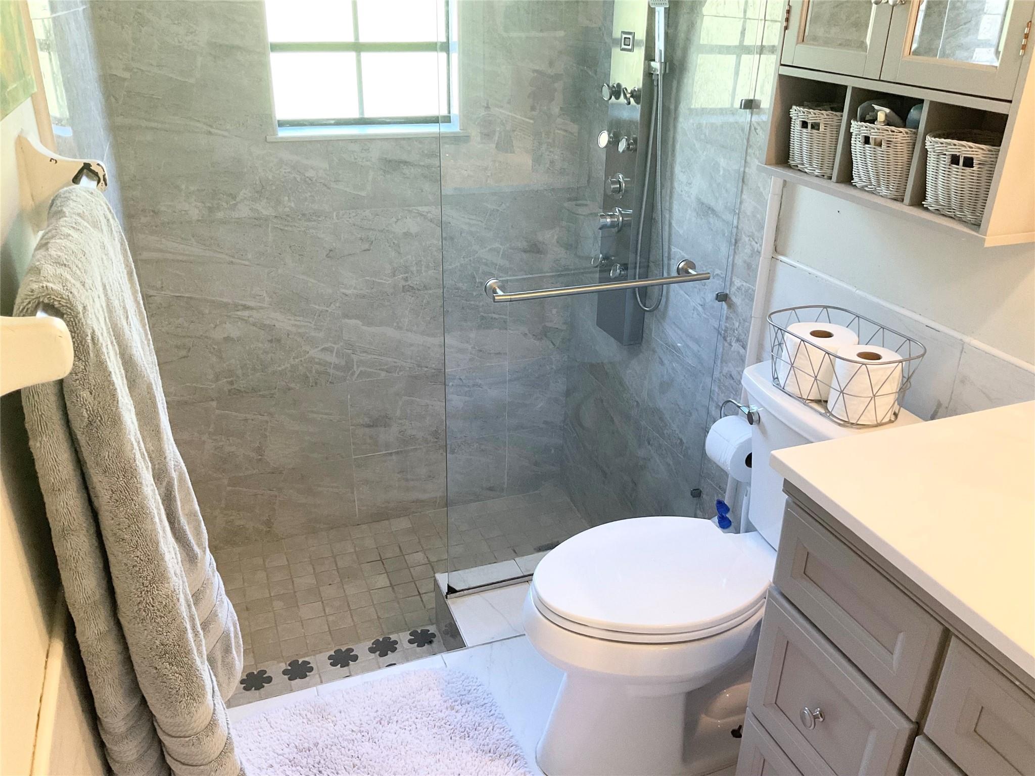 10477 NW 4th Street, Coral Springs, FL 33071