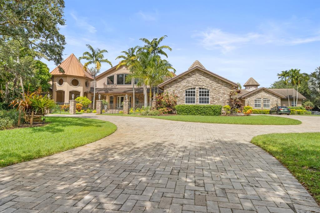 5335 Holatee Trail, Southwest Ranches, FL 33330