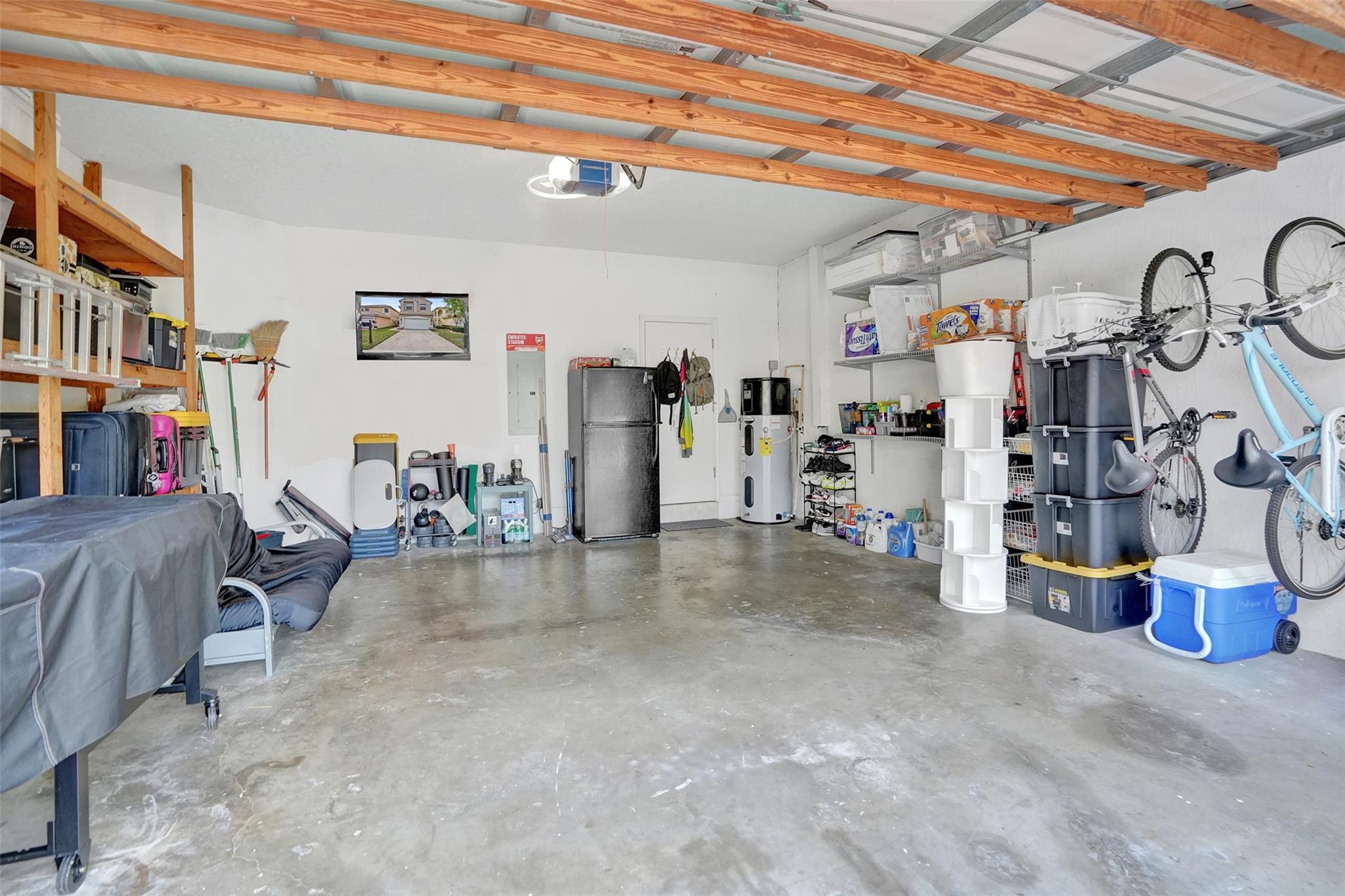 9814 NW 1st Mnr, Coral Springs, FL 33071