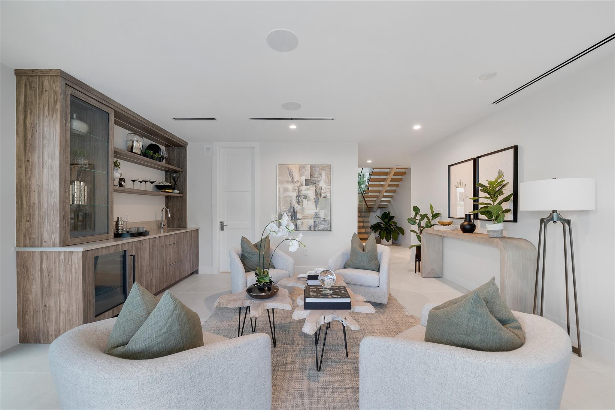 1813 N Fort Lauderdale Beach Boulevard, Fort Lauderdale, FL 33305