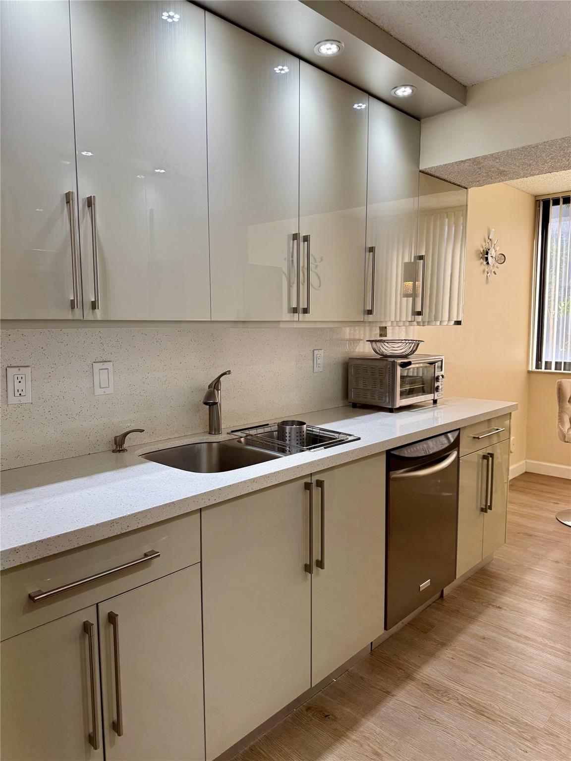 9585 SW 1st Court 9585, Coral Springs, FL 33071