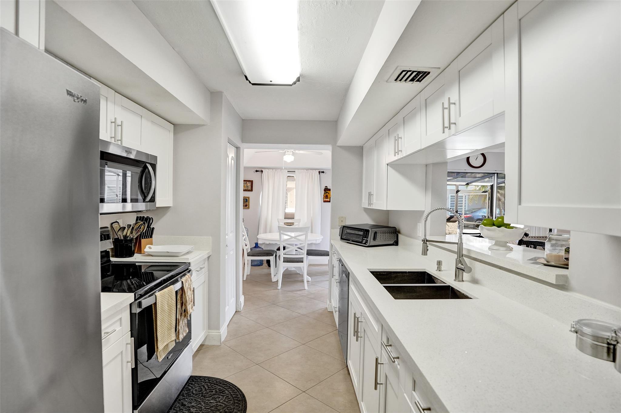 11694 NW 20th Drive 11694, Coral Springs, FL 33071