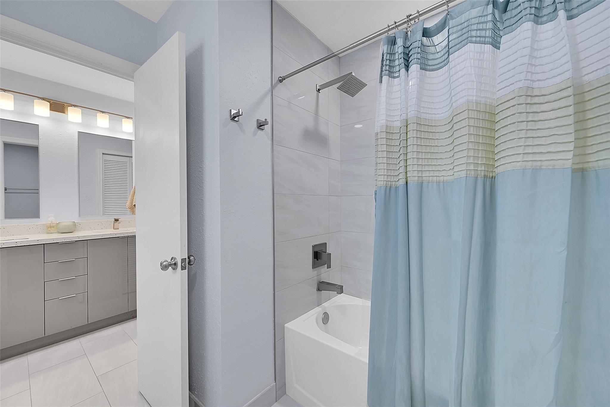 Photo for 2014 NW 102nd Terrace, Coral Springs, FL 33071 - Listing #FX-10524328 2014 NW 102nd Terrace, Coral Springs, FL 33071