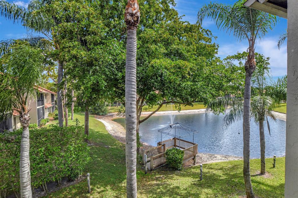 Photo for 5801 Coach House Circle, Unit E, Boca Raton, FL 33486 - Listing #FX-10436780 5801 Coach House Circle, Unit E, Boca Raton, FL 33486