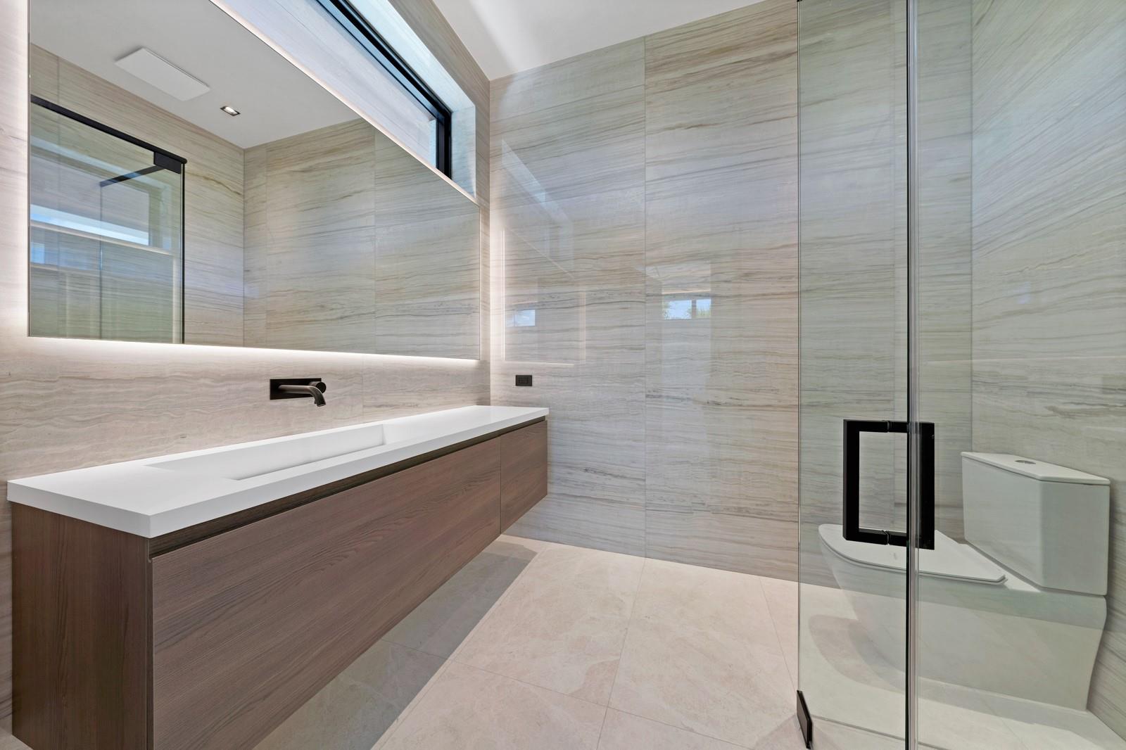 1721 SE 11th Street, Fort Lauderdale, FL 33316