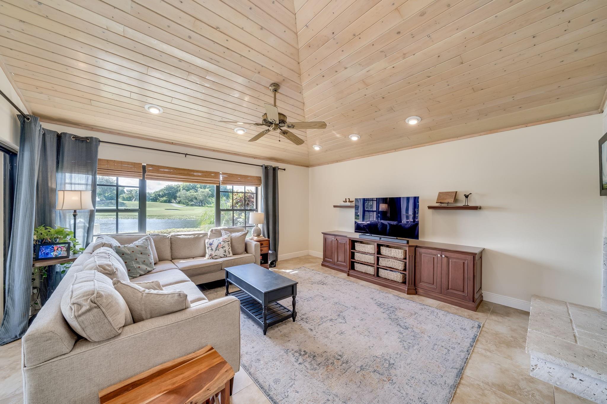 12422 Classic Drive, Coral Springs, FL 33071