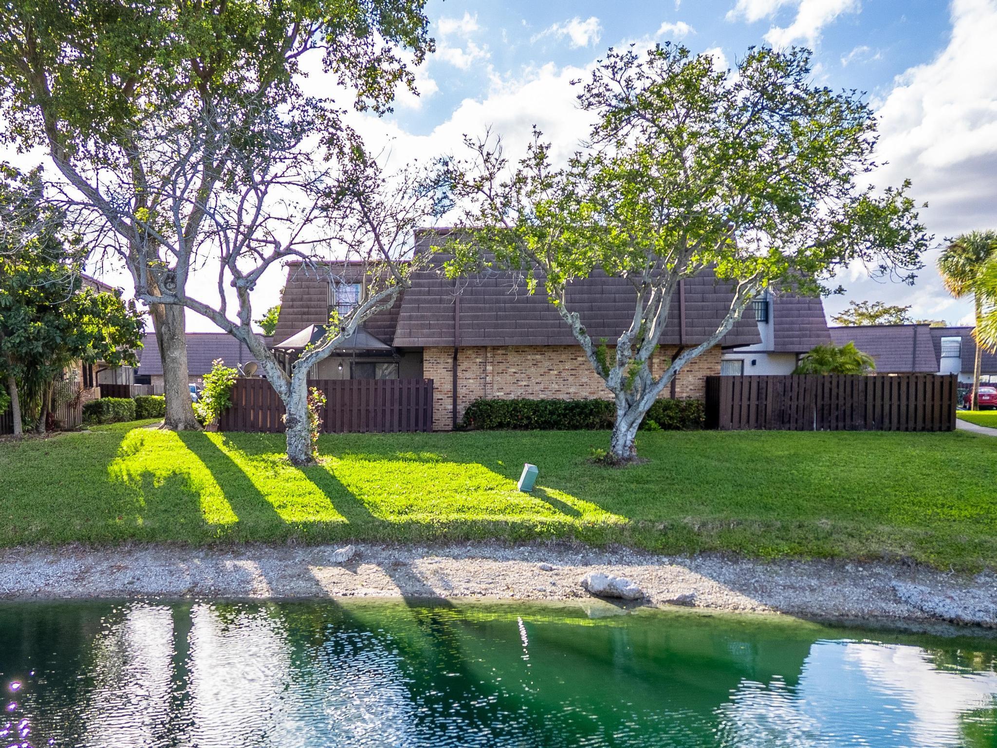 Photo for 2670 NW 99th Avenue, Coral Springs, FL 33065 - Listing #FX-10489398 2670 NW 99th Avenue, Coral Springs, FL 33065