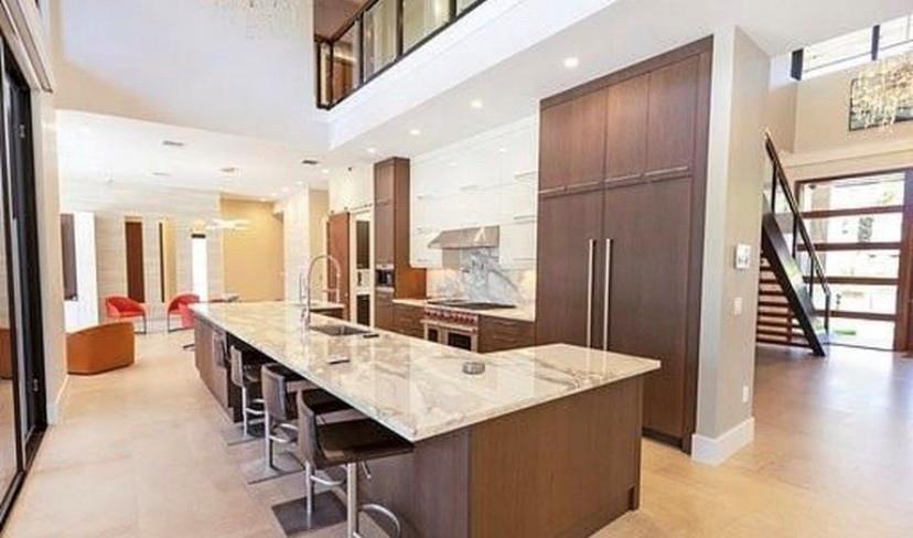 615 Royal Plaza Drive, Fort Lauderdale, FL 33301