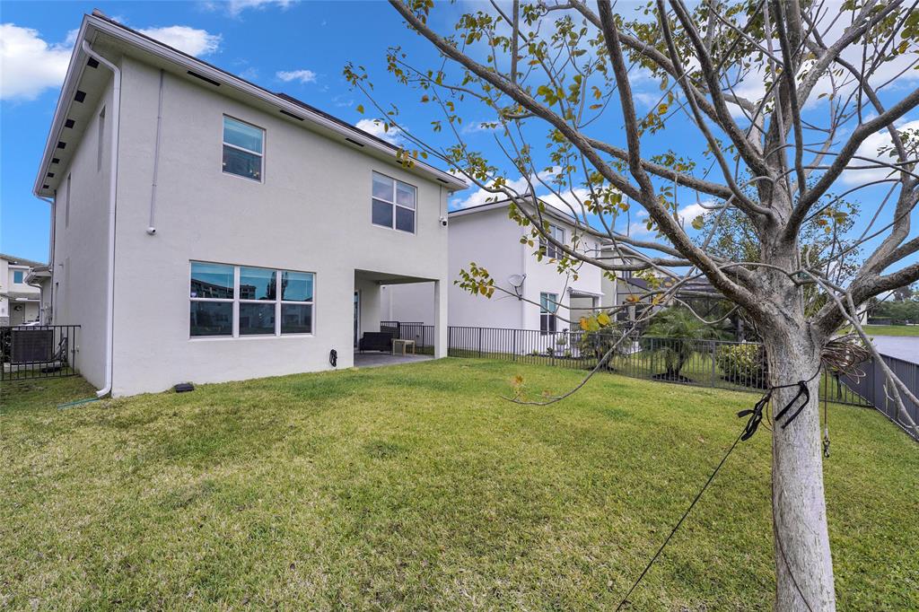 Photo for 1120 Verde Court, Pompano Beach, FL 33064 - Listing #FX-10431939 1120 Verde Court, Pompano Beach, FL 33064