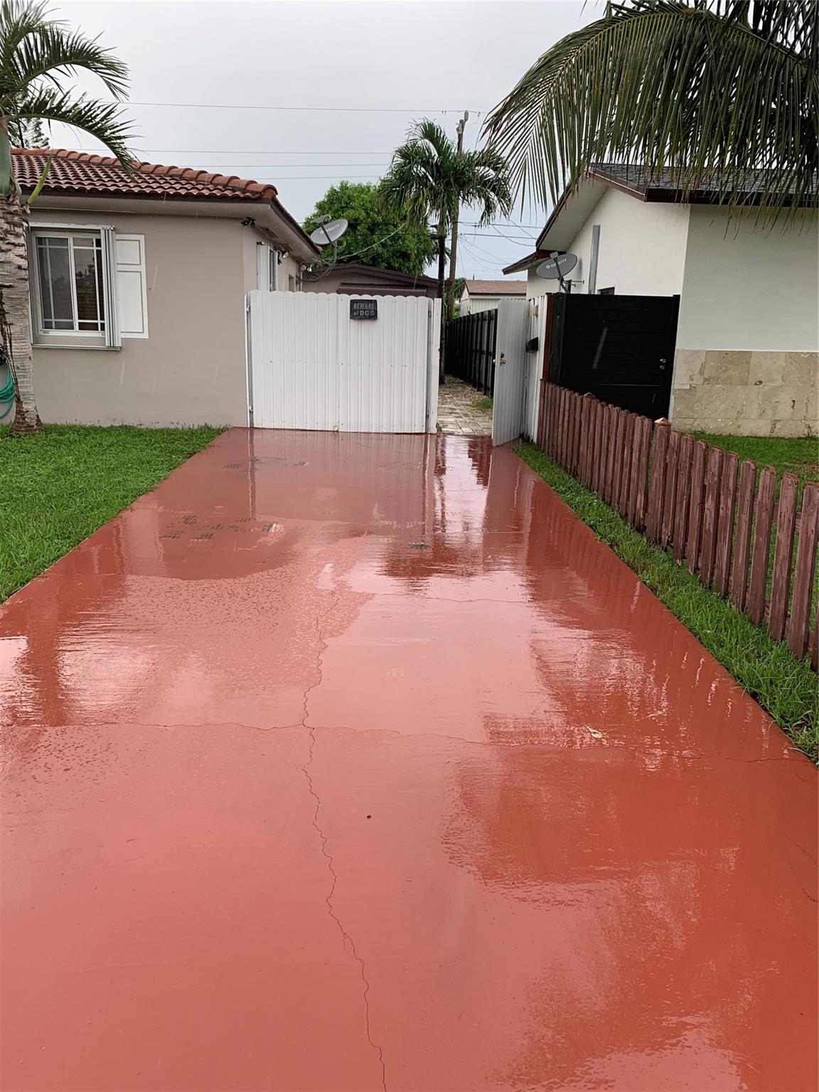 10121 SW 38, Miami, FL 33165