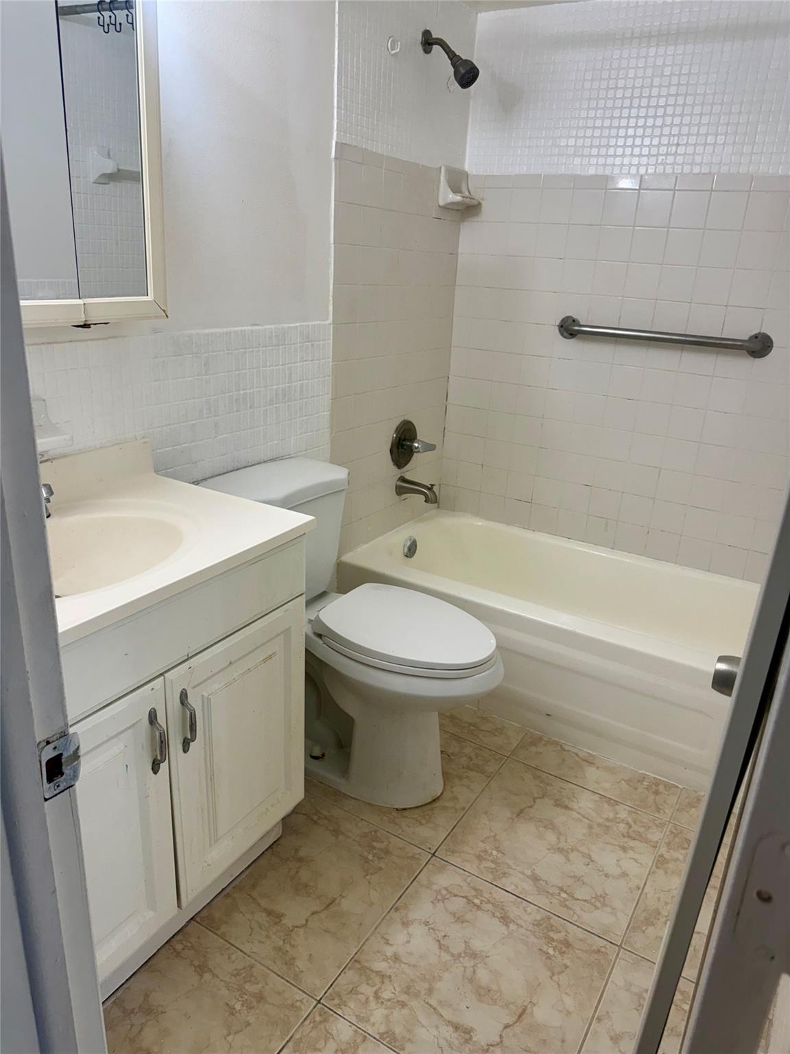 20251 NE 2nd Avenue 29, Miami, FL 33179