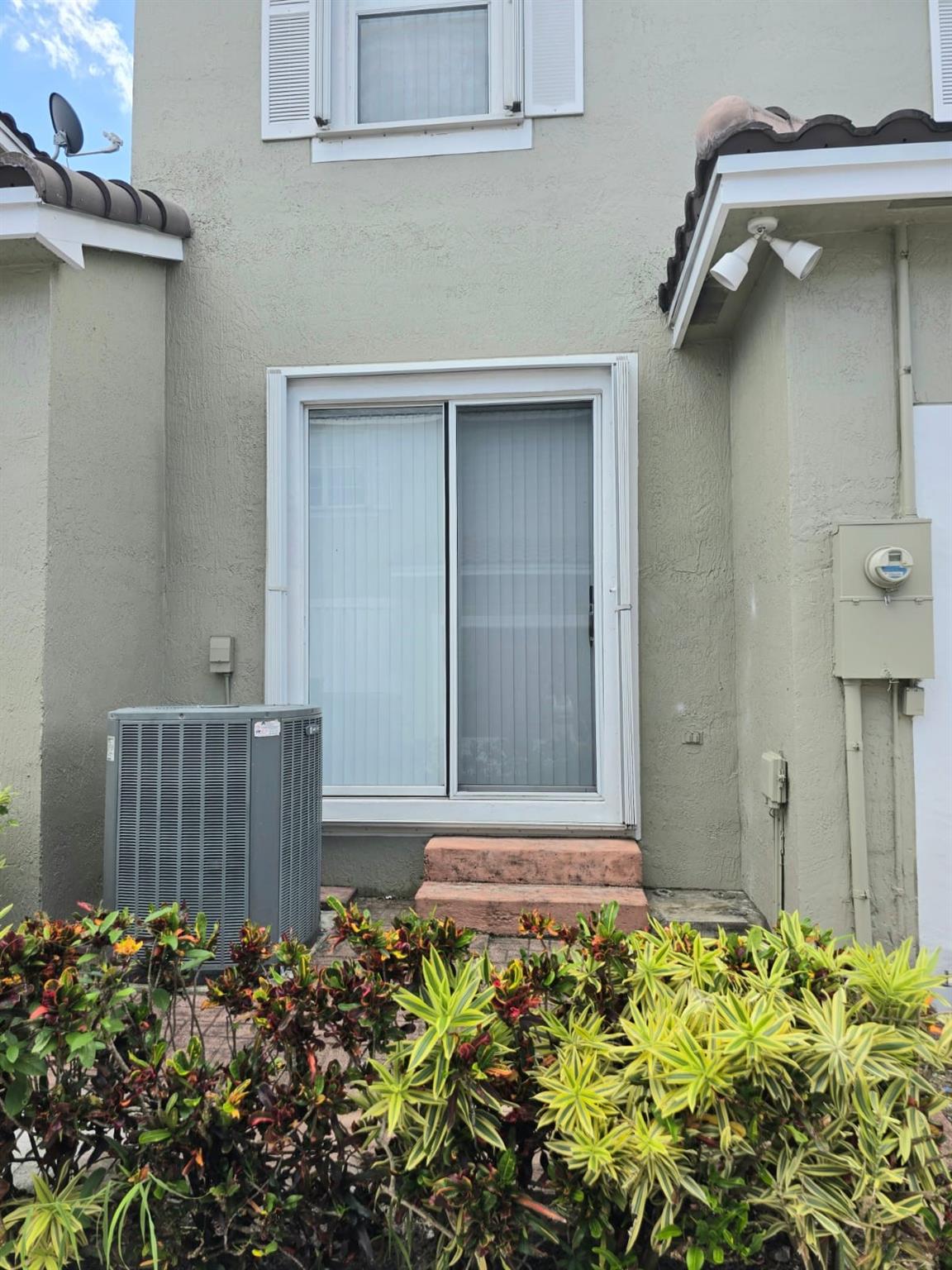 10589 NW 56th Place, Coral Springs, FL 33076