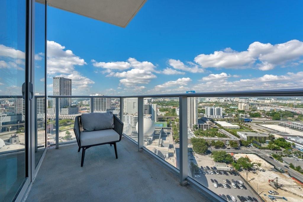 851 NE 1st Avenue 2202, Miami, FL 33132