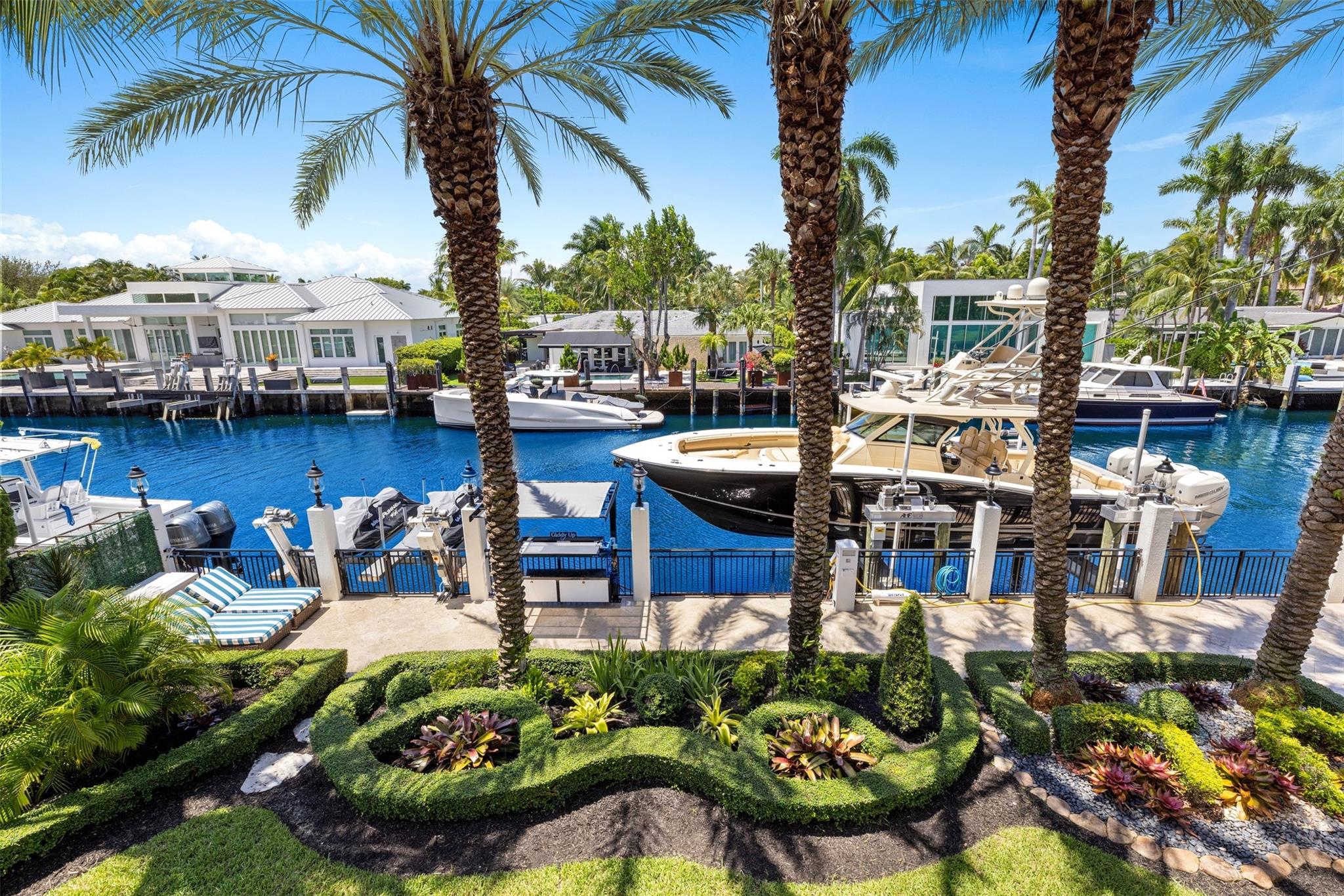 2328 Aqua Vista Boulevard, Fort Lauderdale, FL 33301