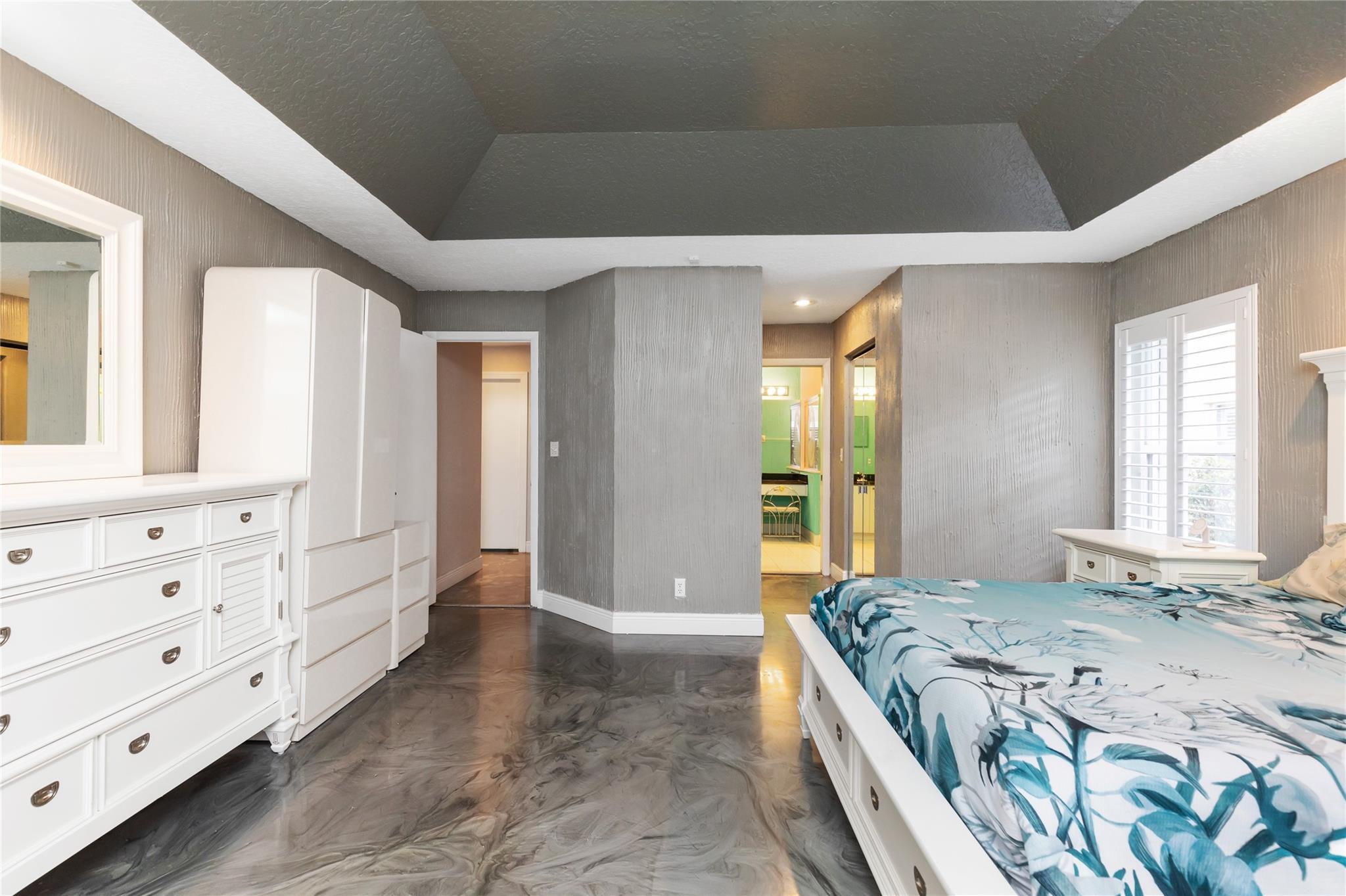 1400 NW 102nd Drive, Coral Springs, FL 33071